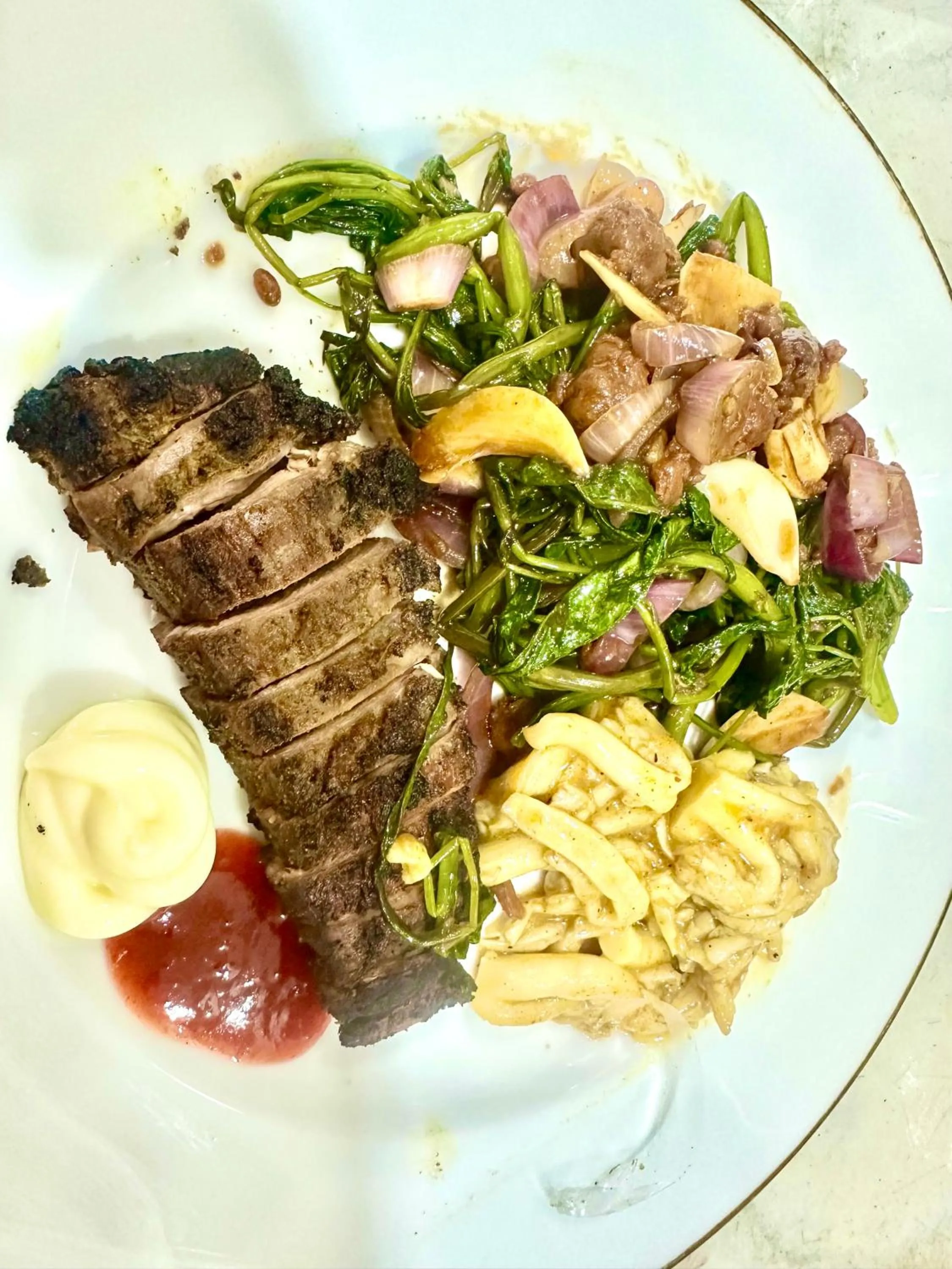 St CLAIRE'S GREEN Negombo Hotel & Hostels