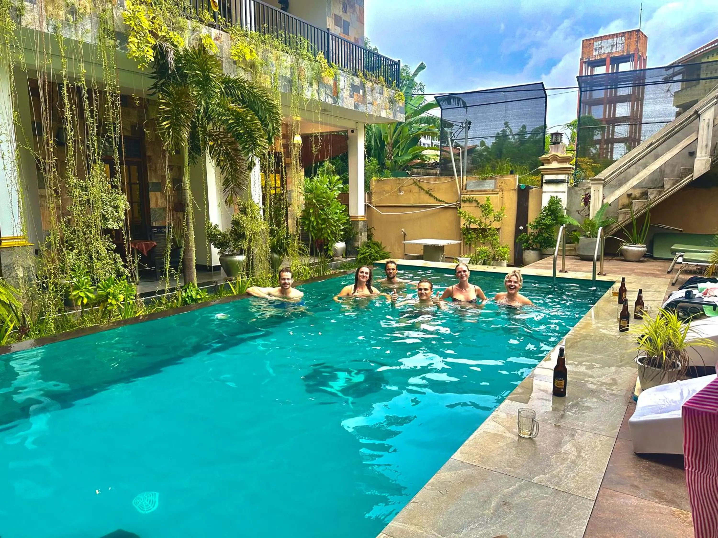 St CLAIRE'S GREEN Negombo Hotel & Hostels