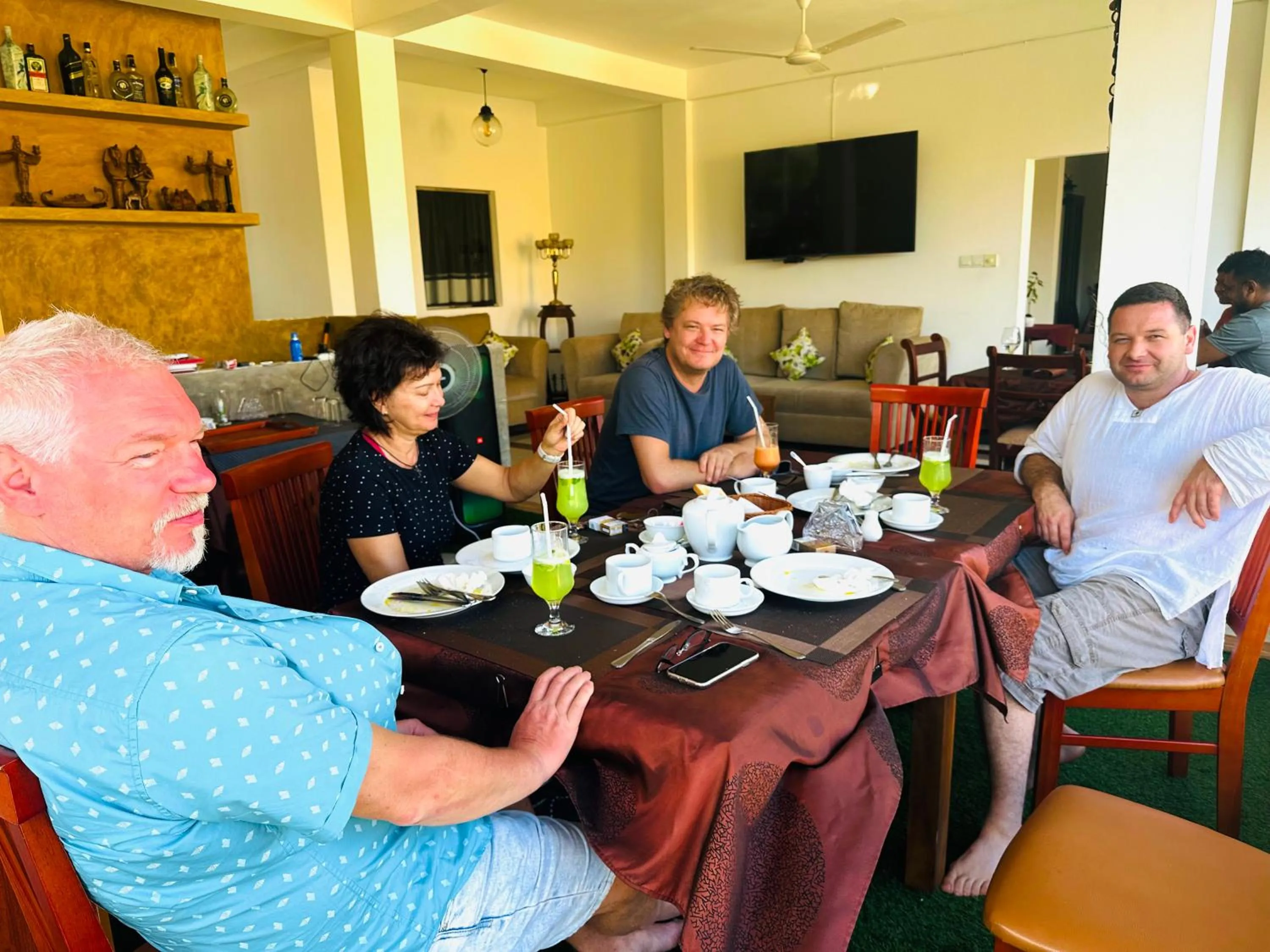 St CLAIRE'S GREEN Negombo Hotel & Hostels