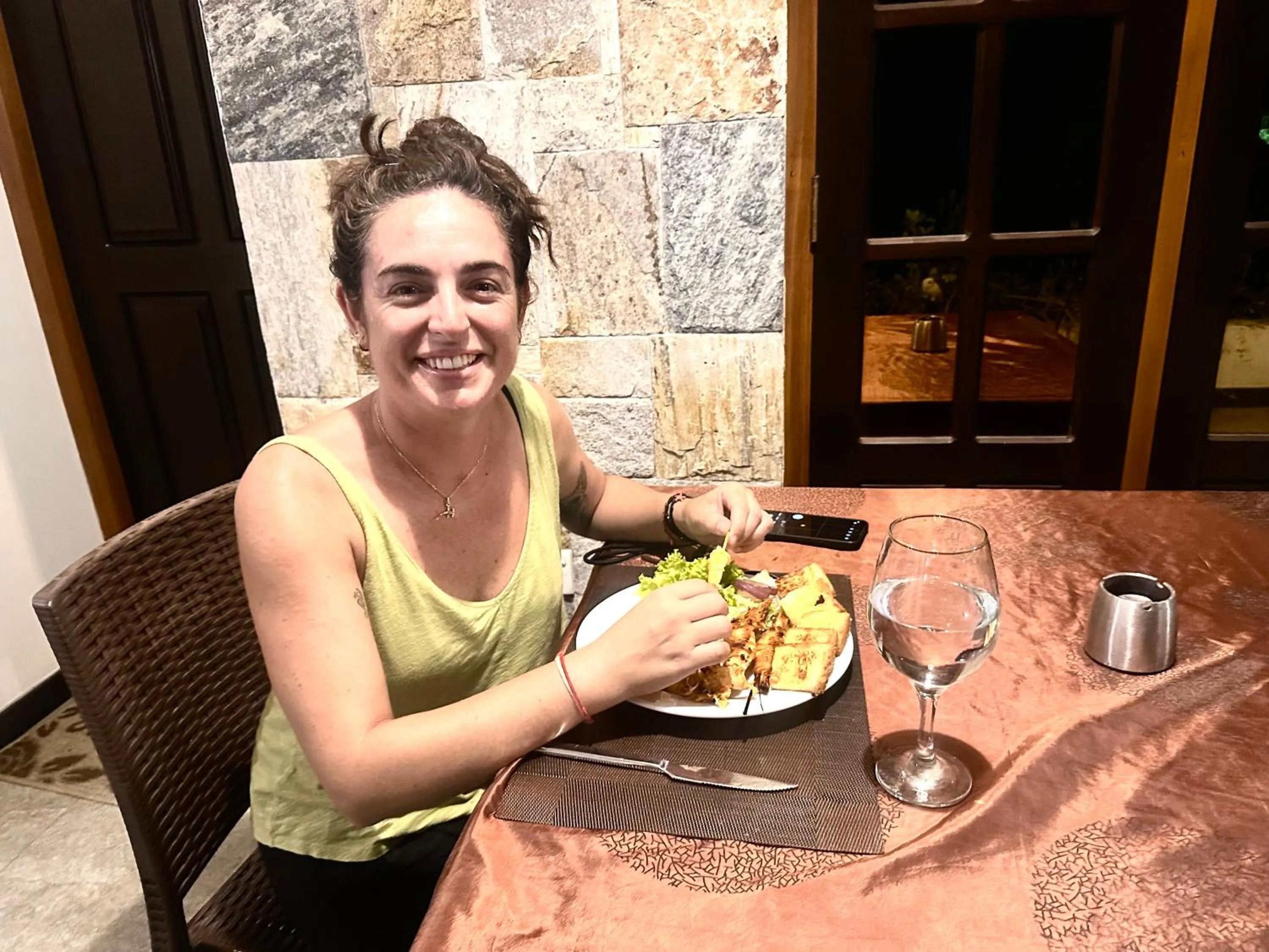 St CLAIRE'S GREEN Negombo Hotel & Hostels