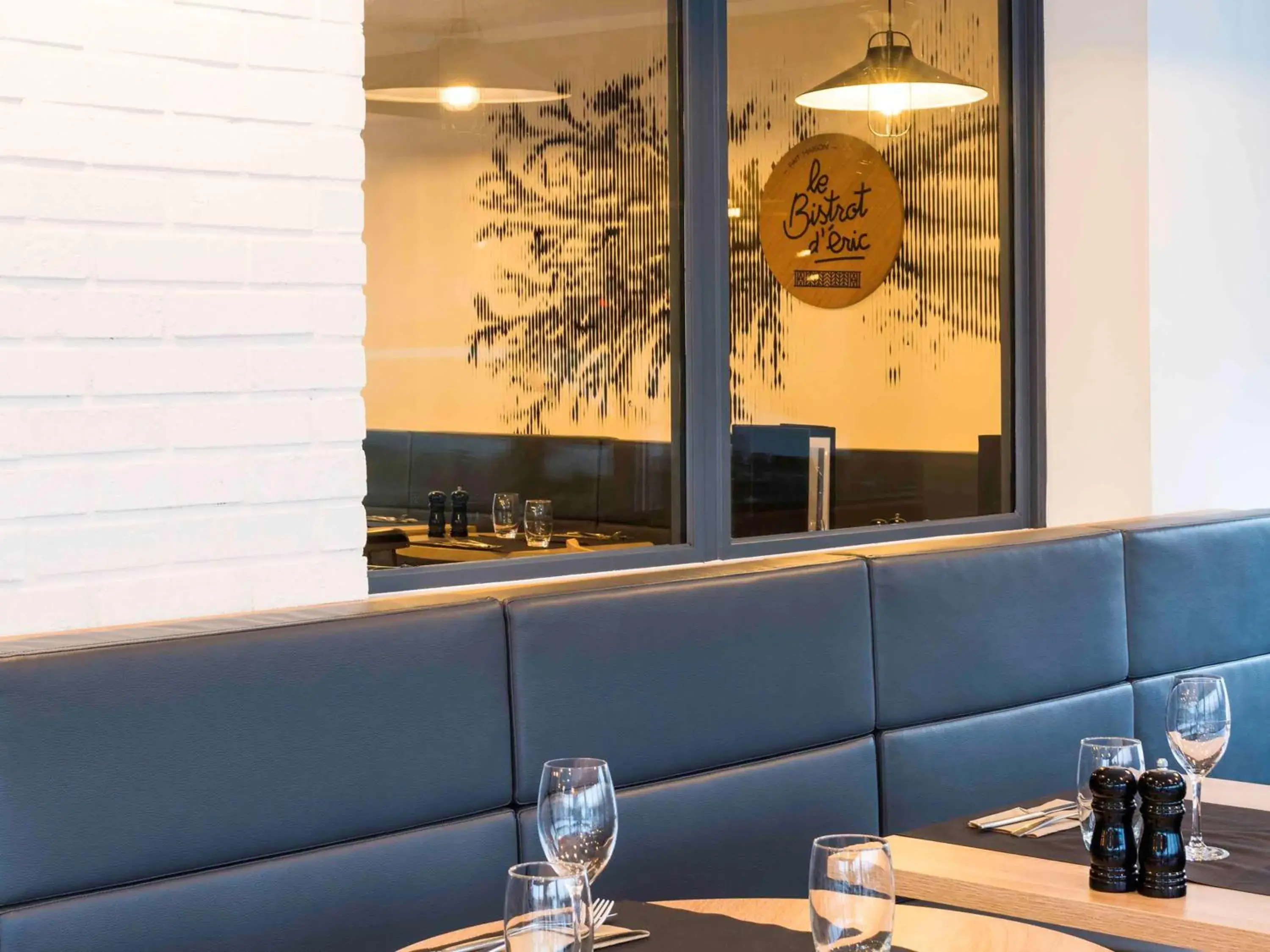 Restaurant/places to eat in ibis Styles Rouen Val De Reuil Restaurant/places to eat in ibis Styles Rouen Val De Reuil