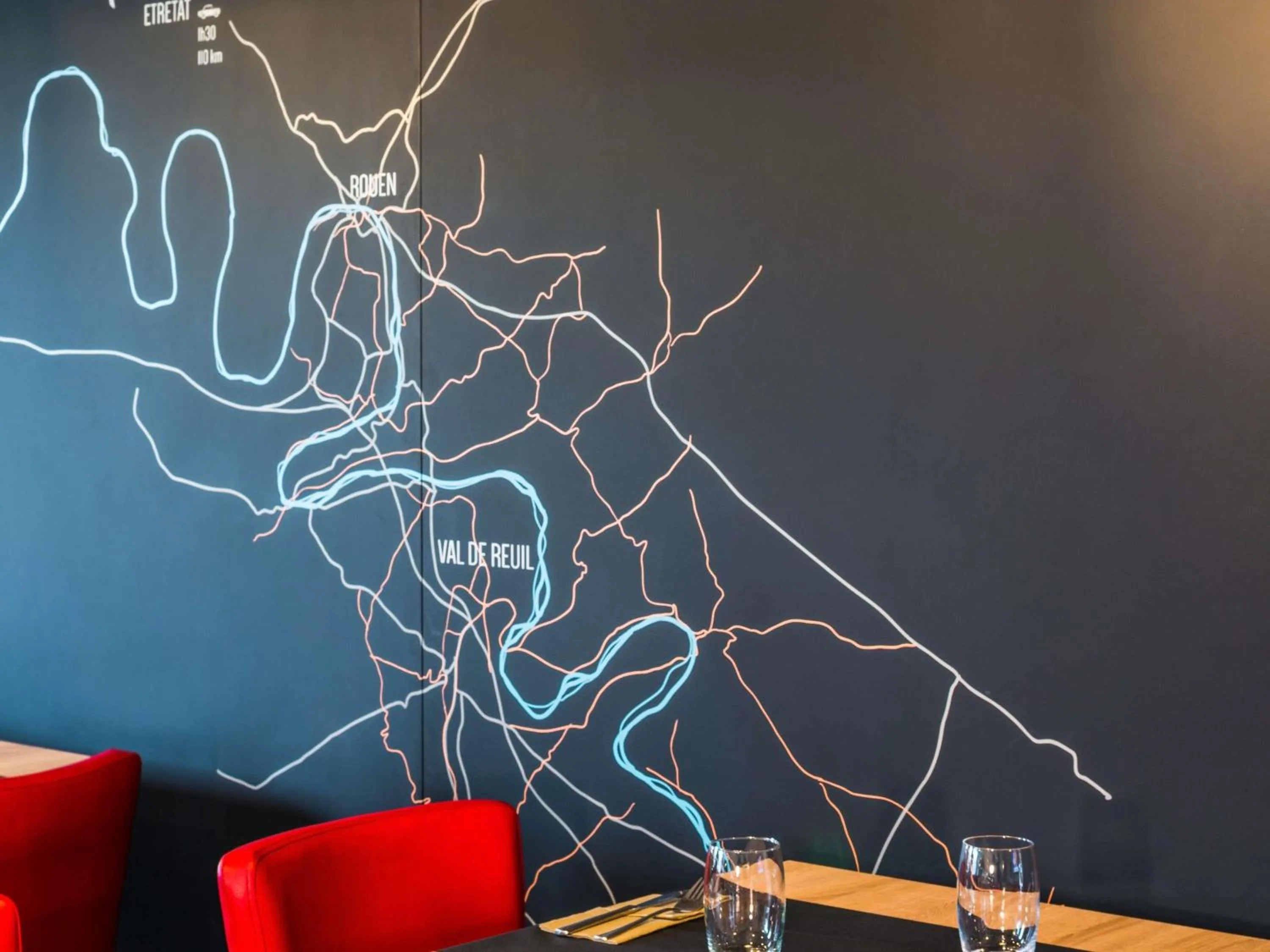 Meeting/conference room in ibis Styles Rouen Val De Reuil