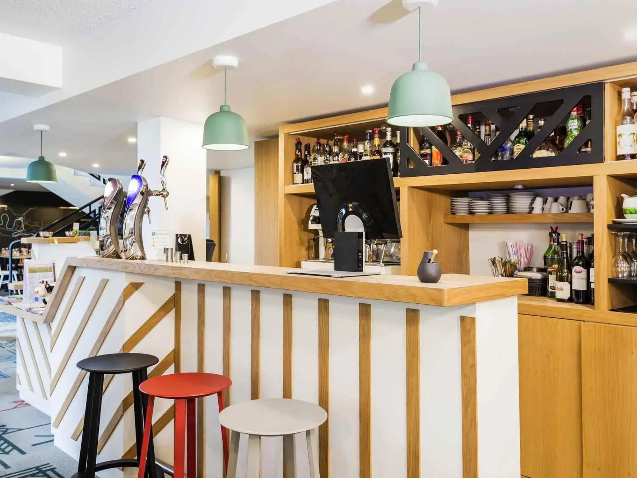 Lounge or bar in ibis Styles Rouen Val De Reuil Lounge or bar in ibis Styles Rouen Val De Reuil