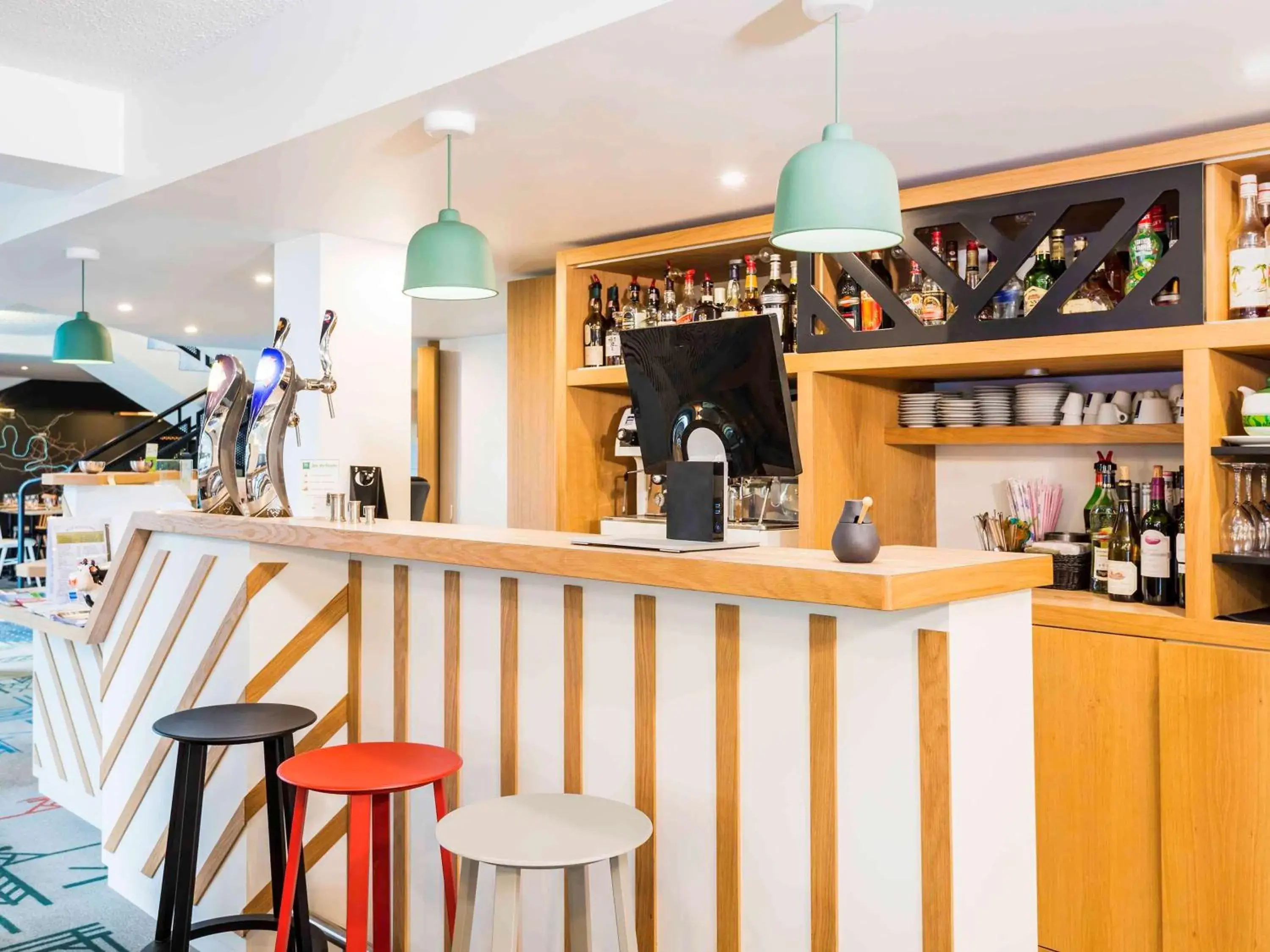 Lounge or bar in ibis Styles Rouen Val De Reuil Lounge or bar in ibis Styles Rouen Val De Reuil