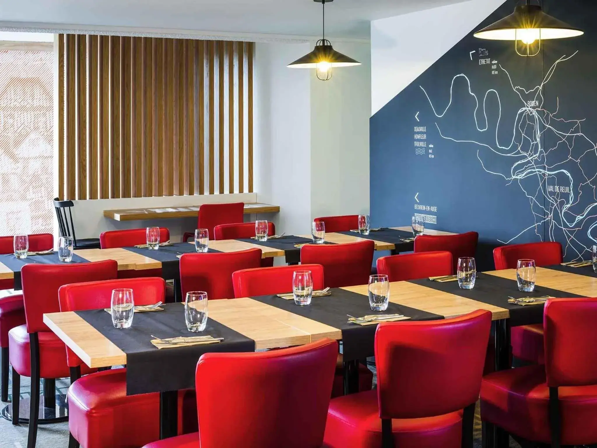 Restaurant/places to eat in ibis Styles Rouen Val De Reuil Restaurant/places to eat in ibis Styles Rouen Val De Reuil