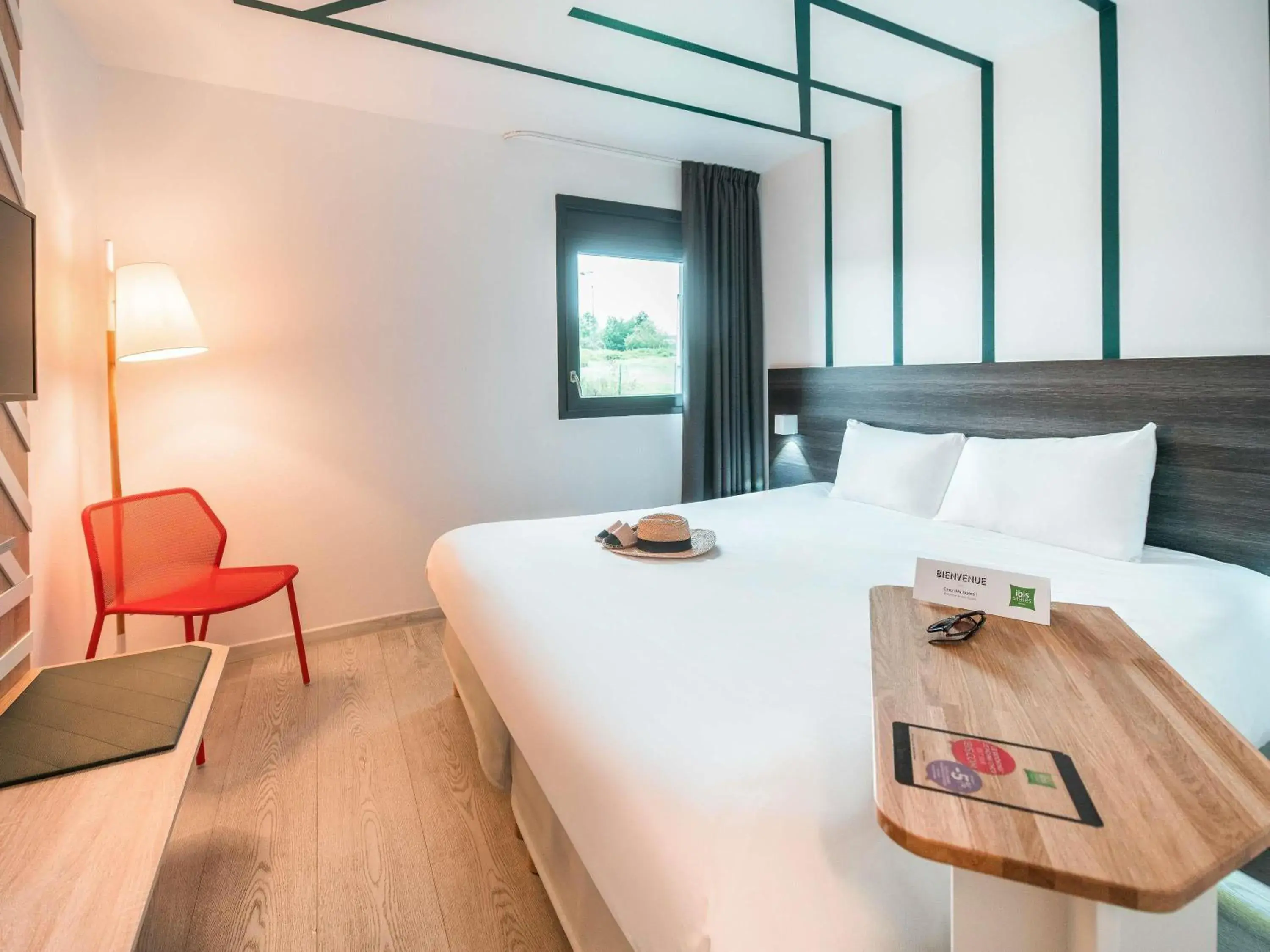 Bedroom, Bed in ibis Styles Rouen Val De Reuil Bedroom, Bed in ibis Styles Rouen Val De Reuil