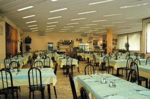 Restaurant/places to eat in Hotel Giannina
