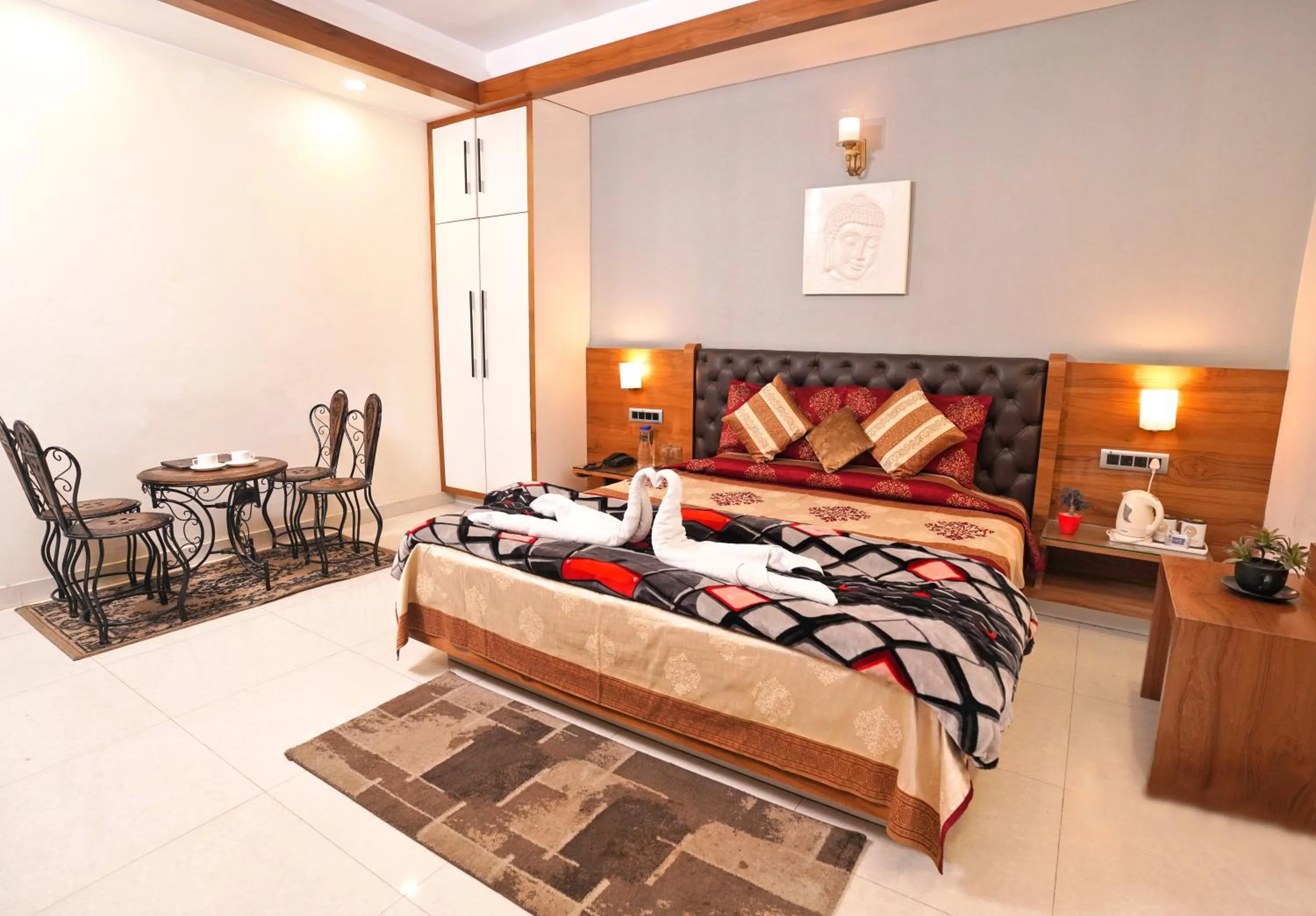 Bed in Mayur Hotel Bar And Restaurant