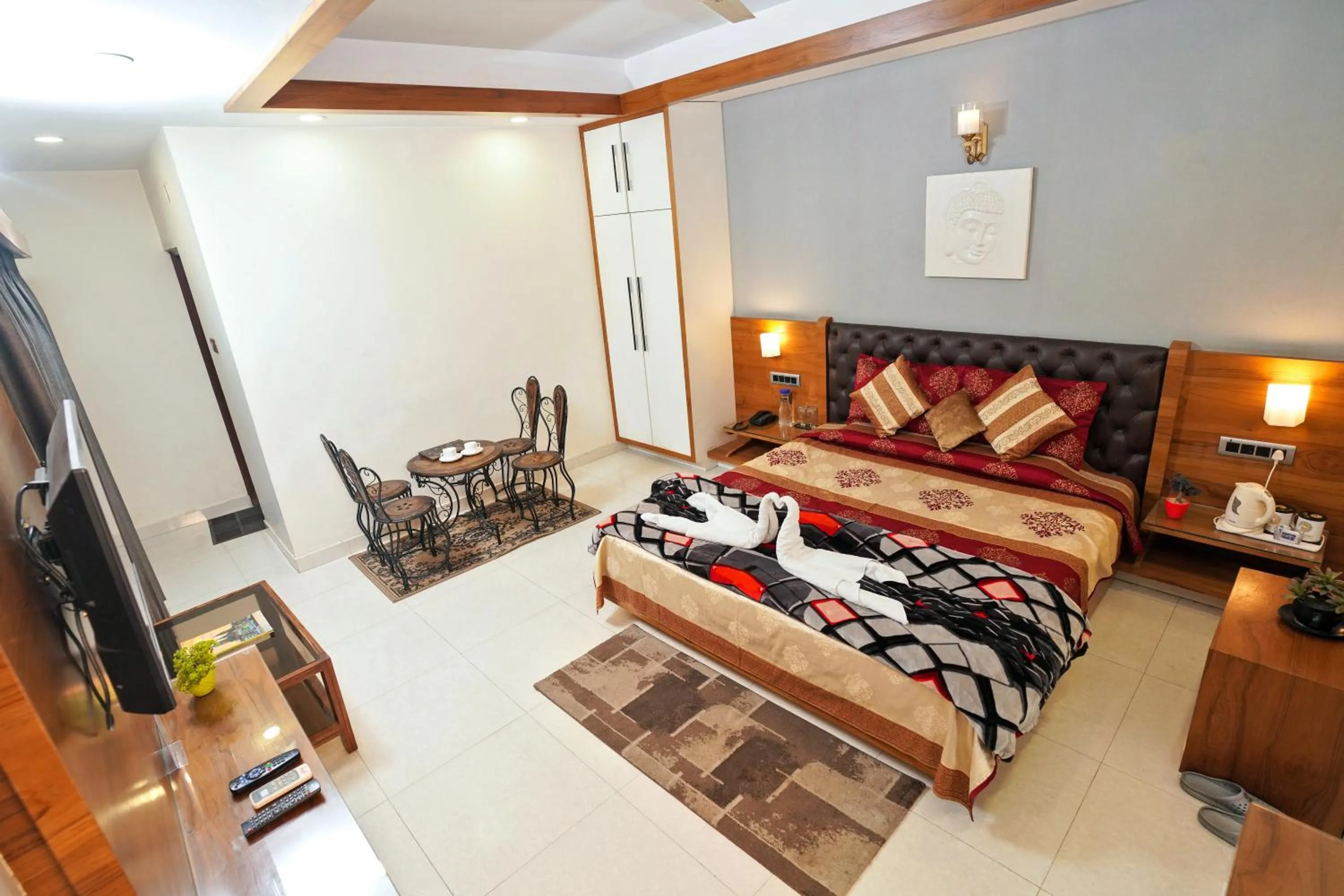 Bed in Mayur Hotel Bar And Restaurant