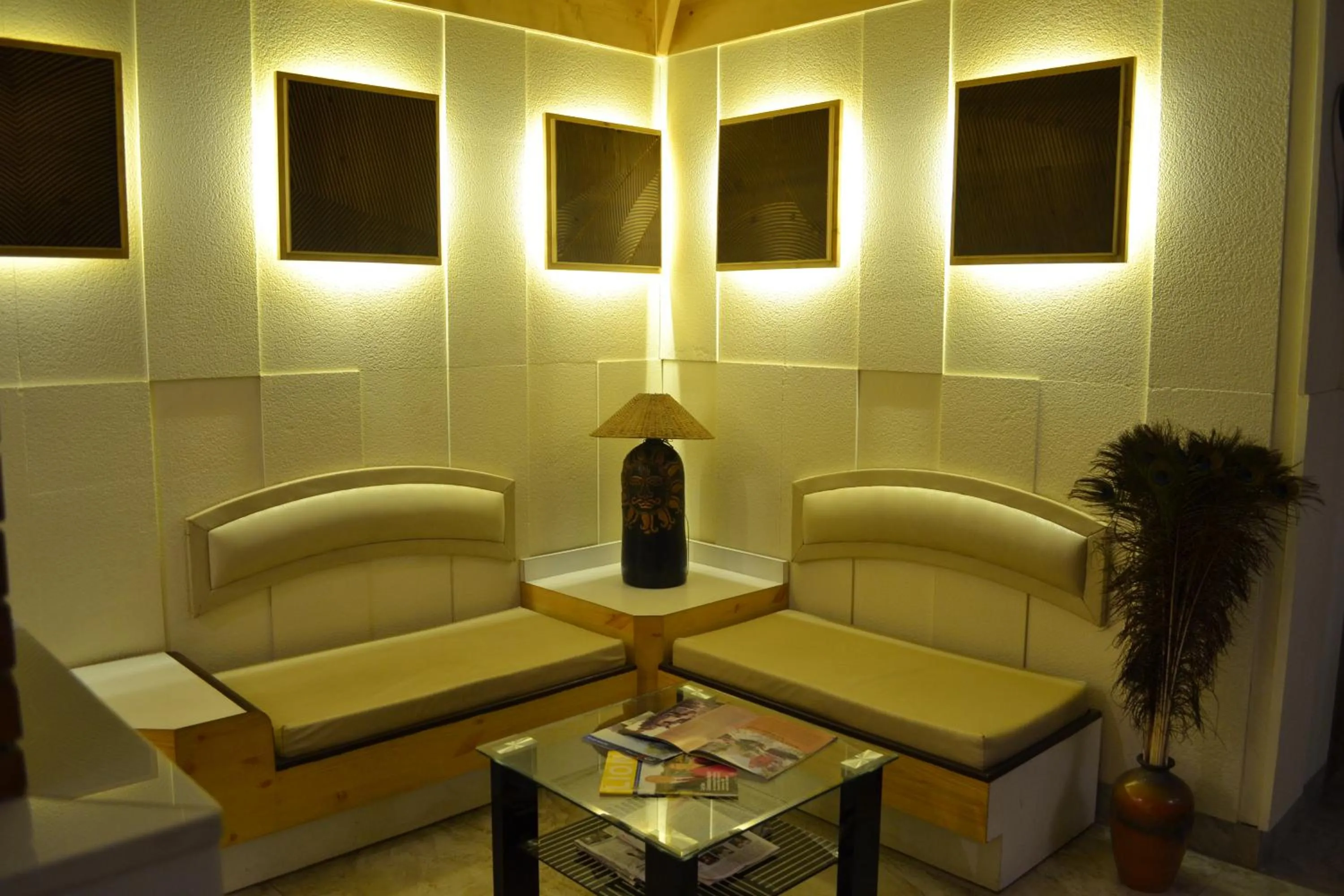 Lobby or reception in Mayur Hotel Bar And Restaurant