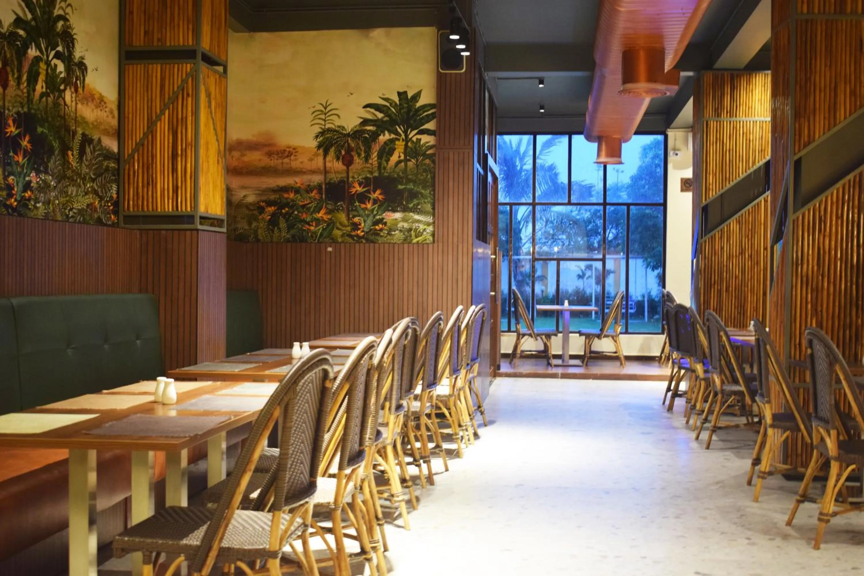 Restaurant/places to eat in Viceroy Beach And Spa Resort