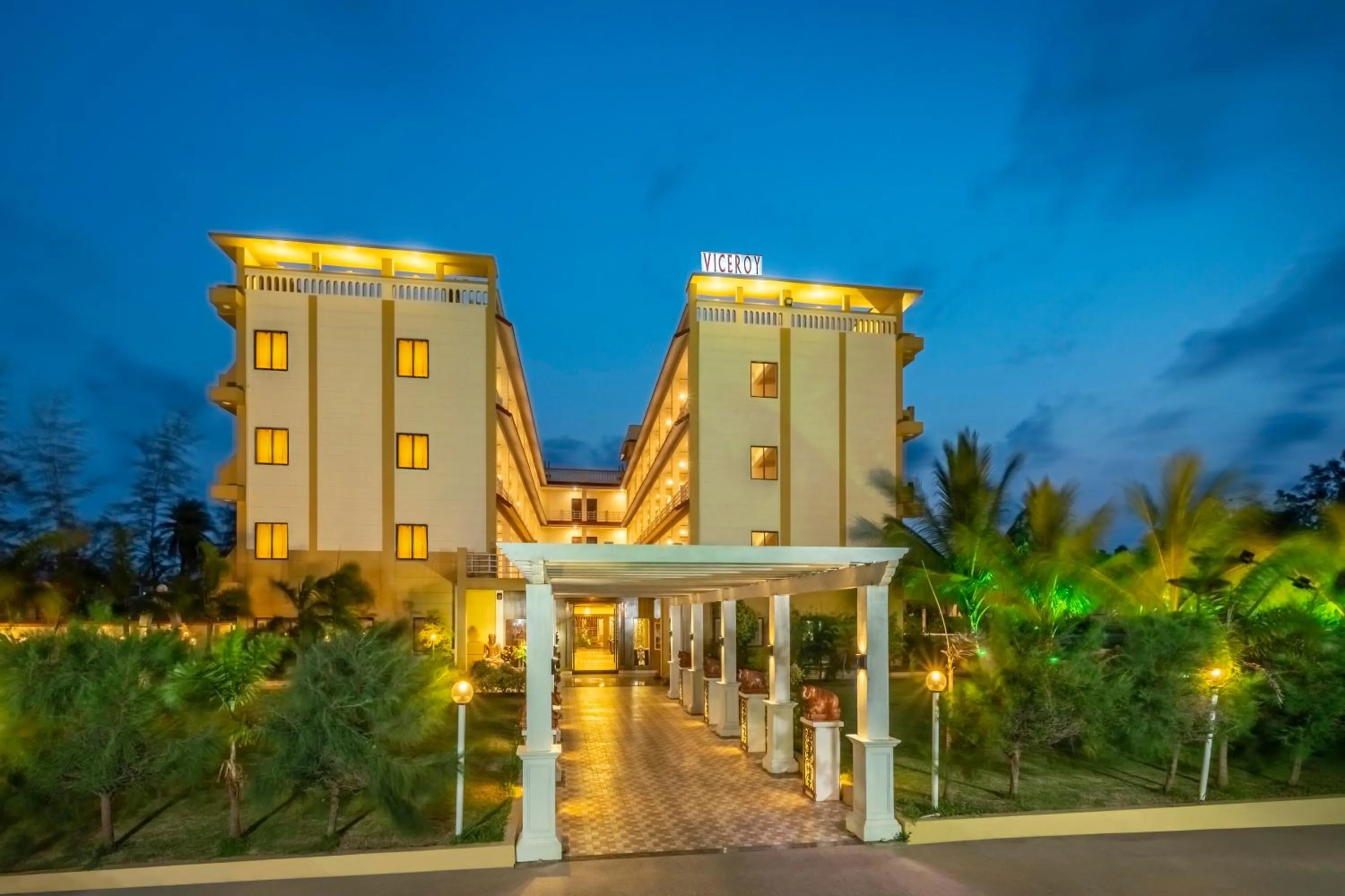 Property building in Viceroy Beach And Spa Resort
