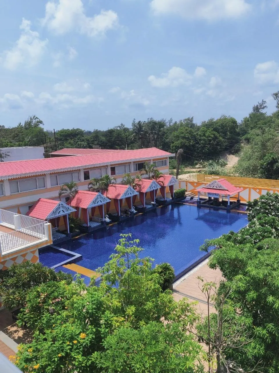 Swimming pool in Viceroy Beach And Spa Resort
