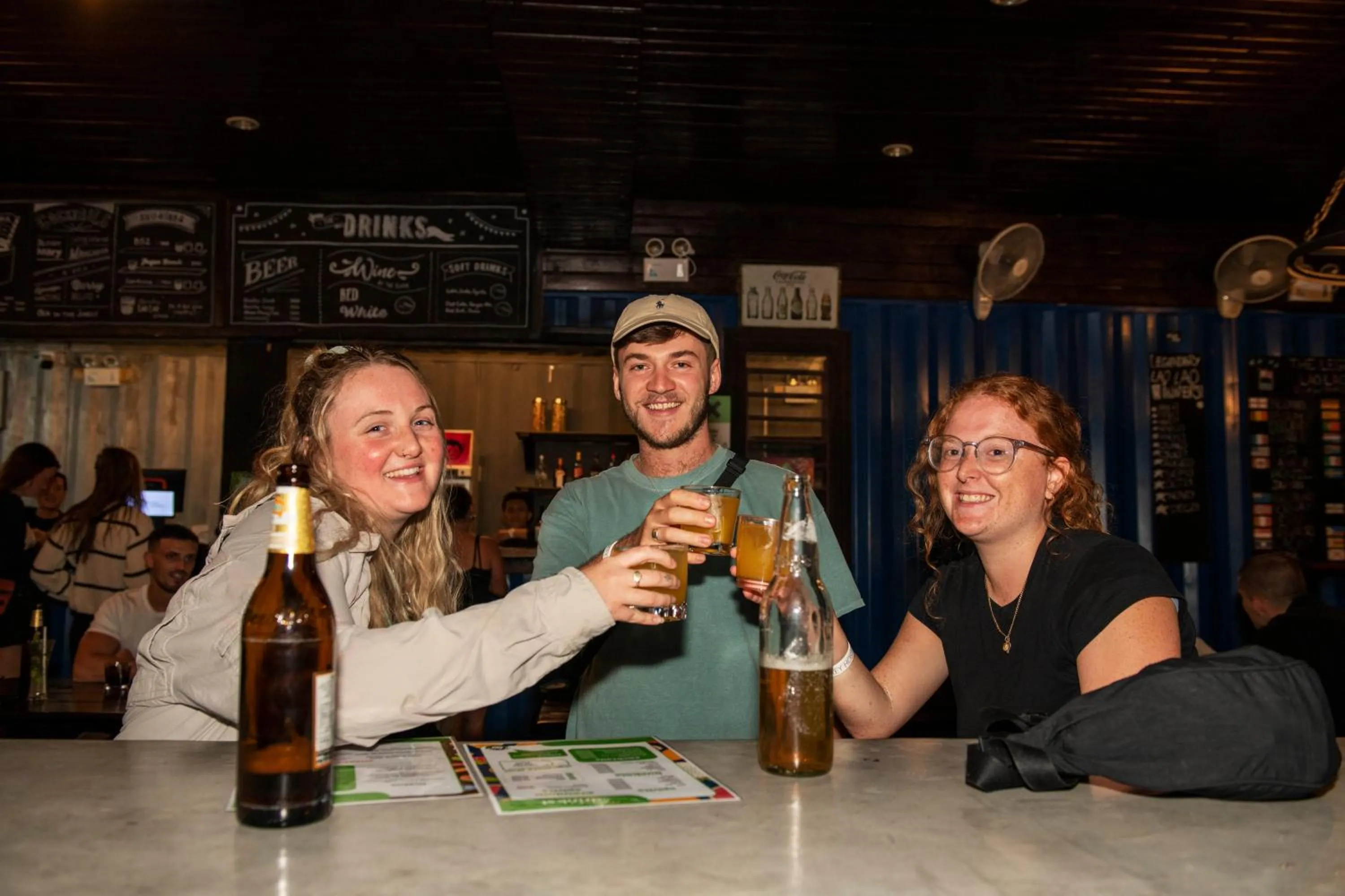 Lounge or bar in Mad Monkey Luang Prabang
