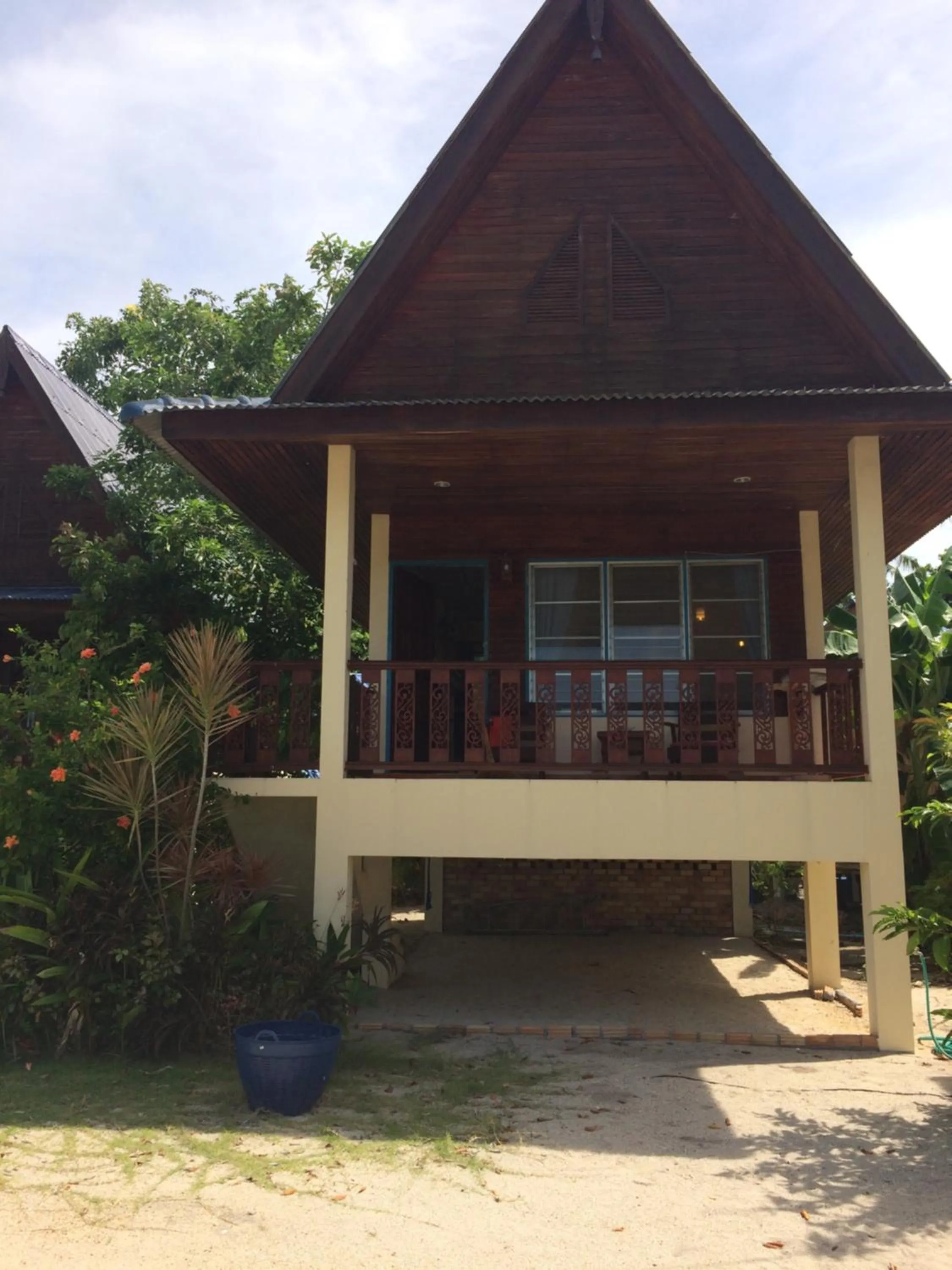 Tropicana Khophagan Resort Hotel