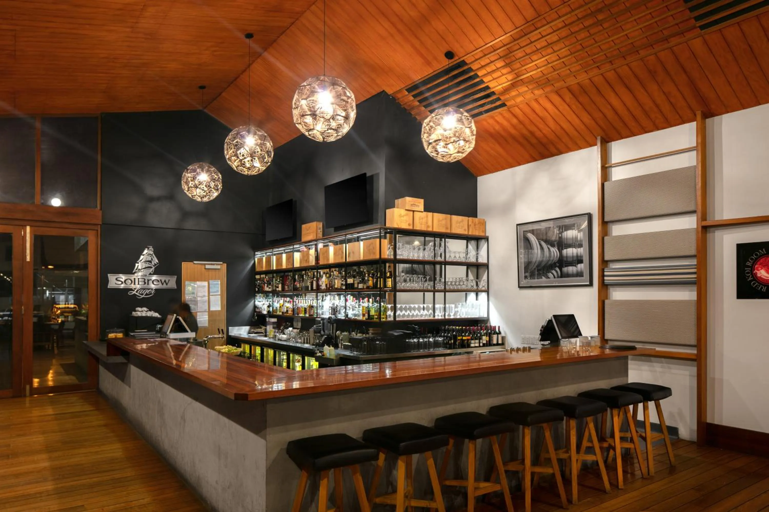 Drinks in Coral Sea Resort & Casino