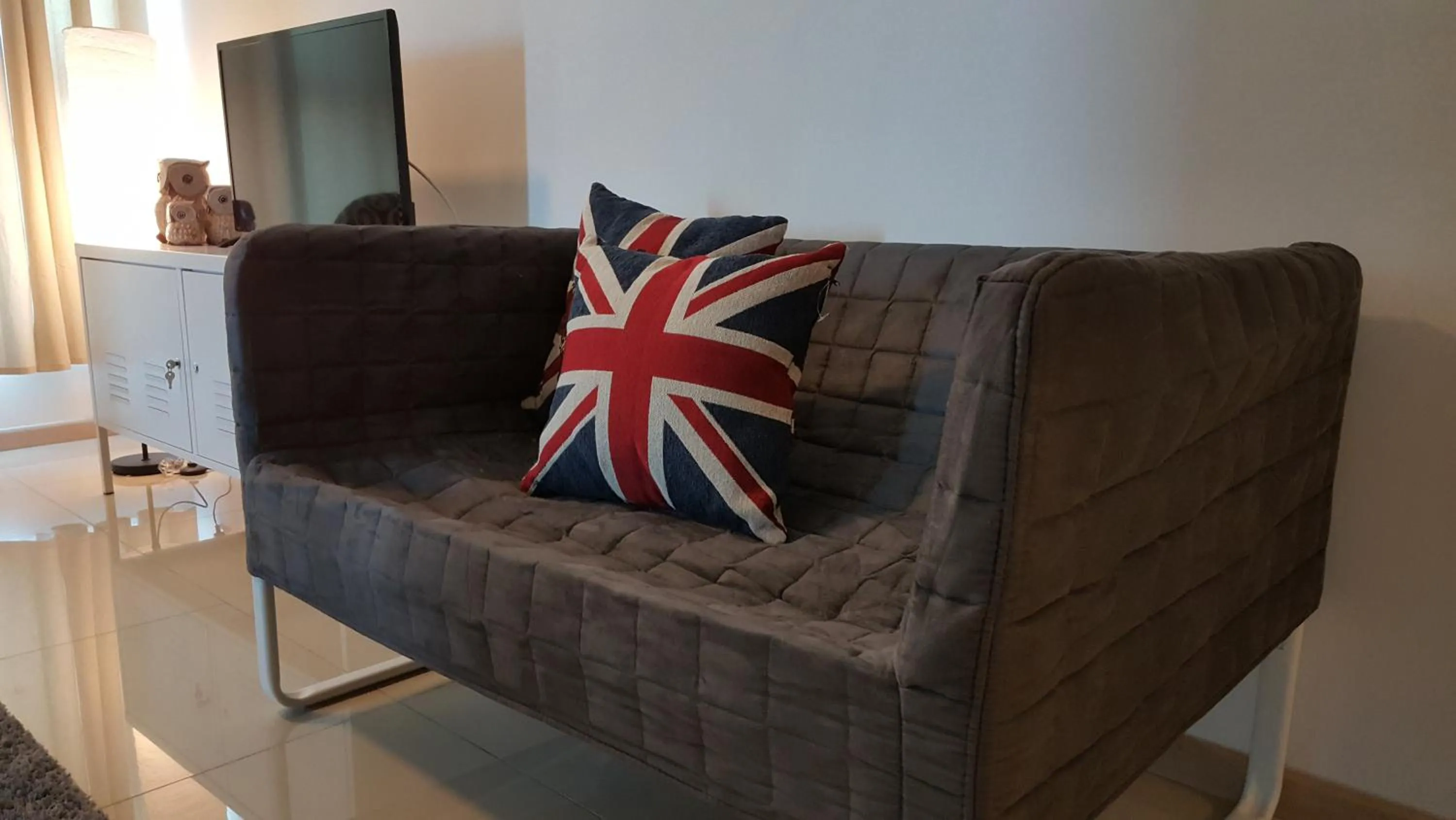 Living room in VIsta Home Homestay at Vista Alam