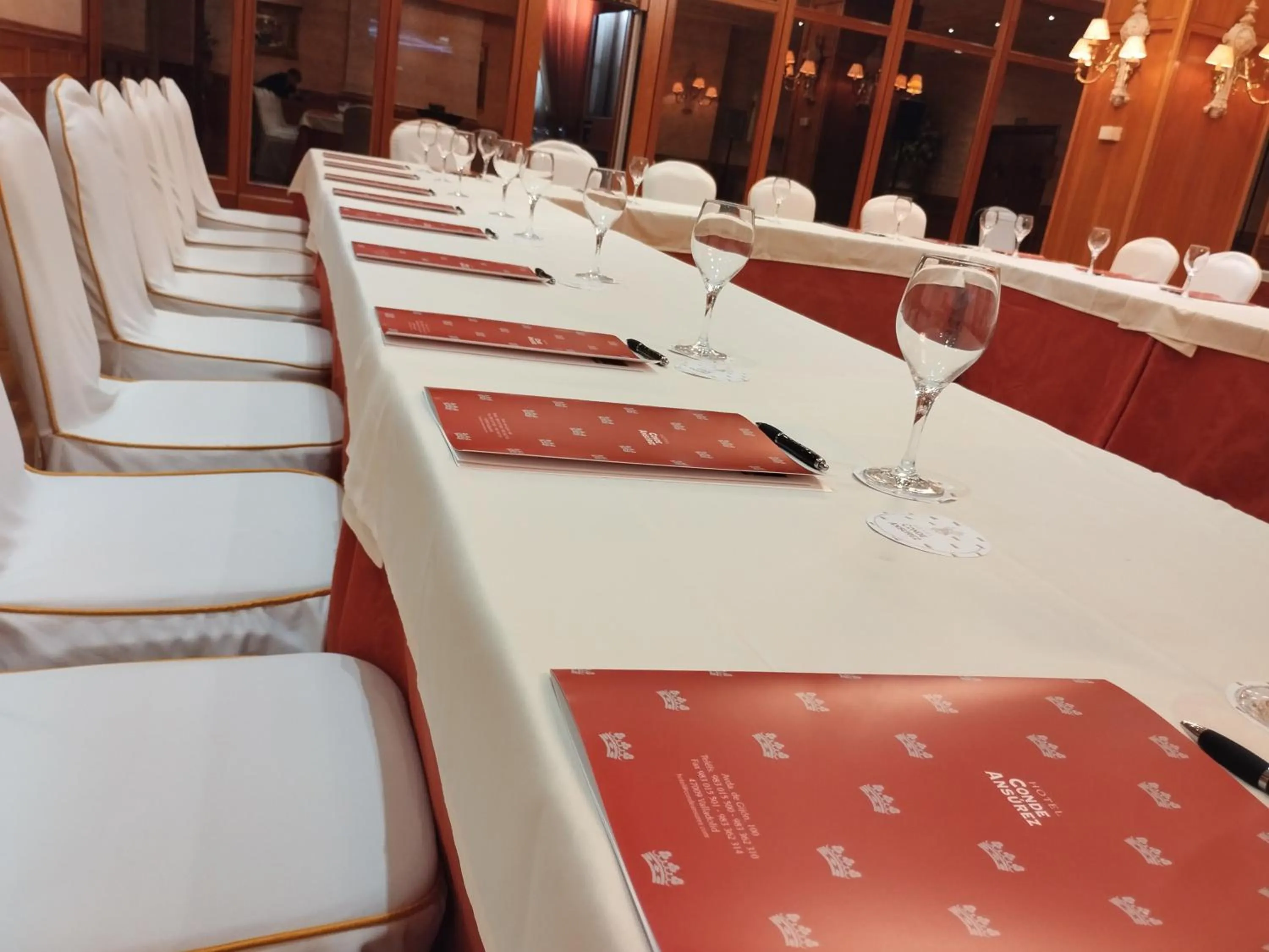 Meeting/conference room in Hotel Conde Ansúrez