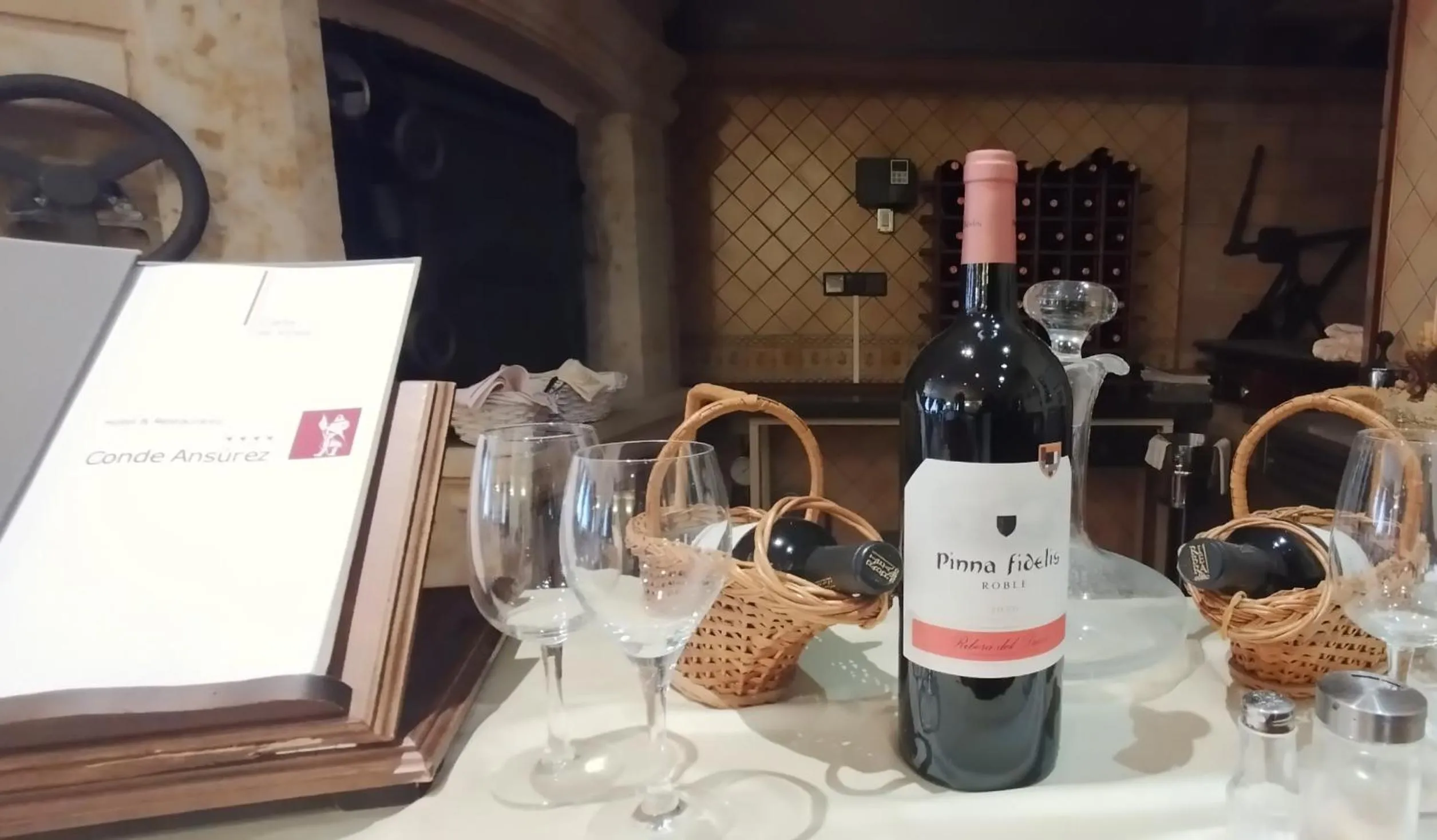 Restaurant/places to eat in Hotel Conde Ansúrez