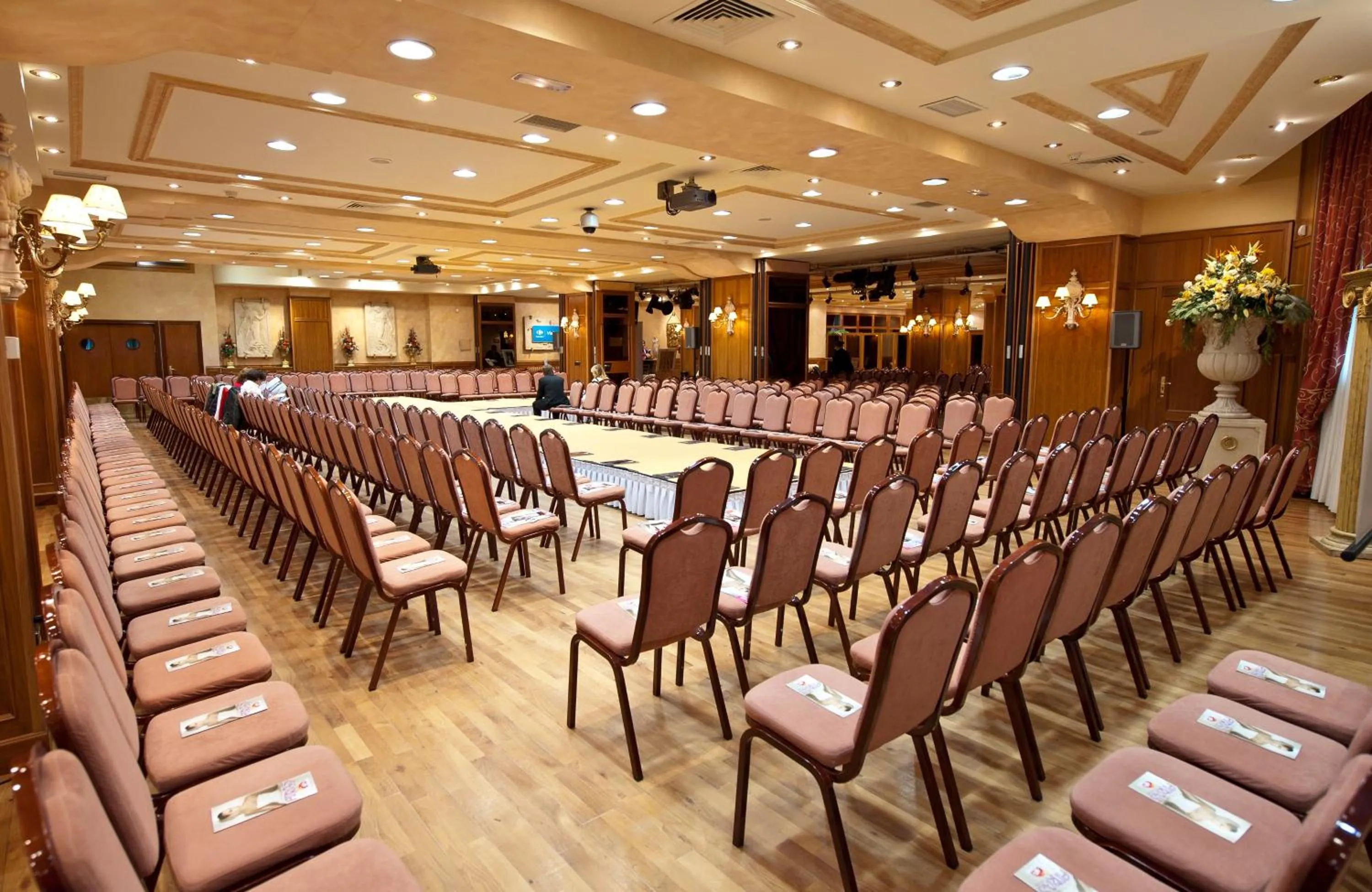 Meeting/conference room in Hotel Conde Ansúrez