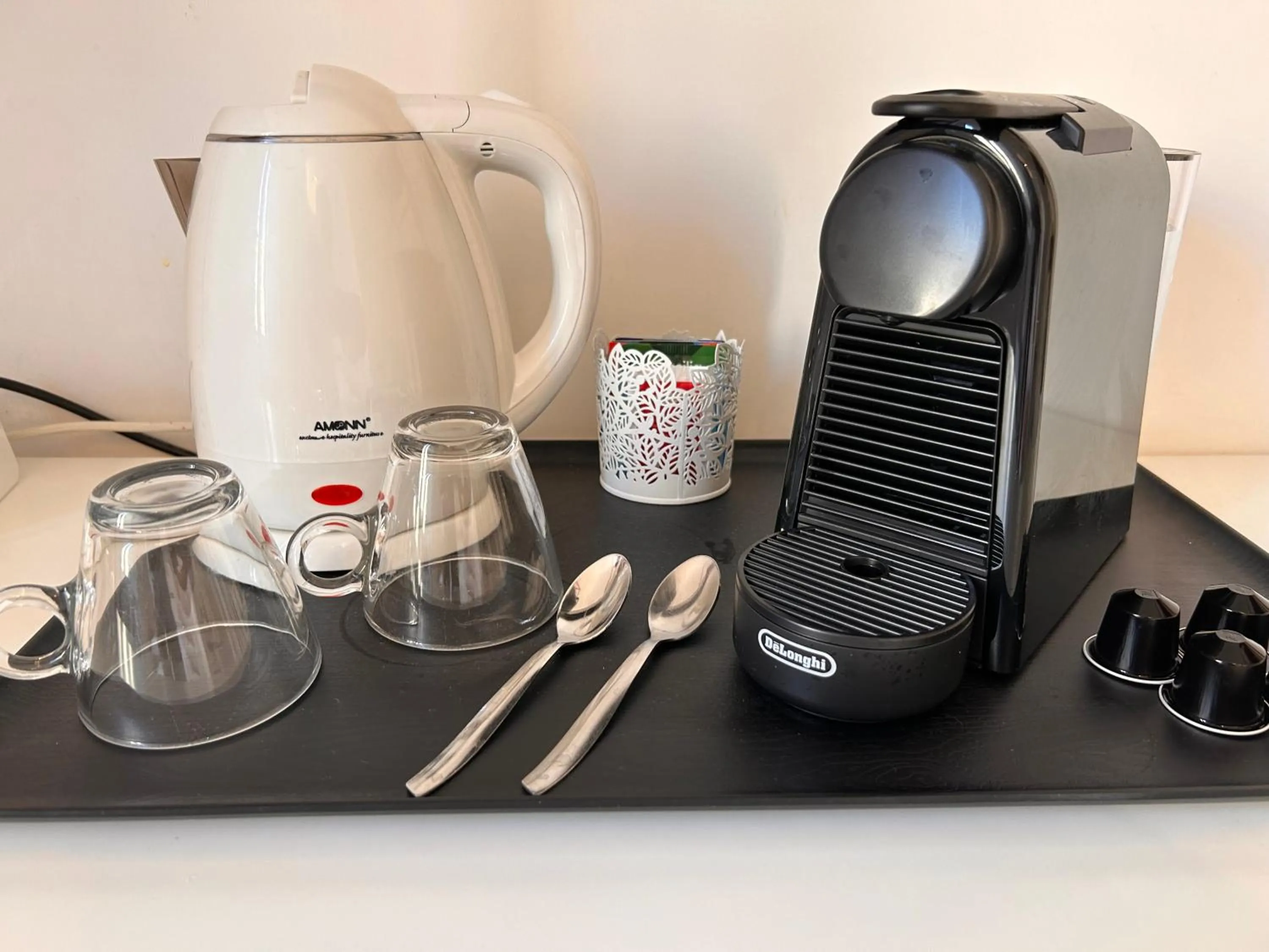 Coffee/tea facilities in Suite Cardinale