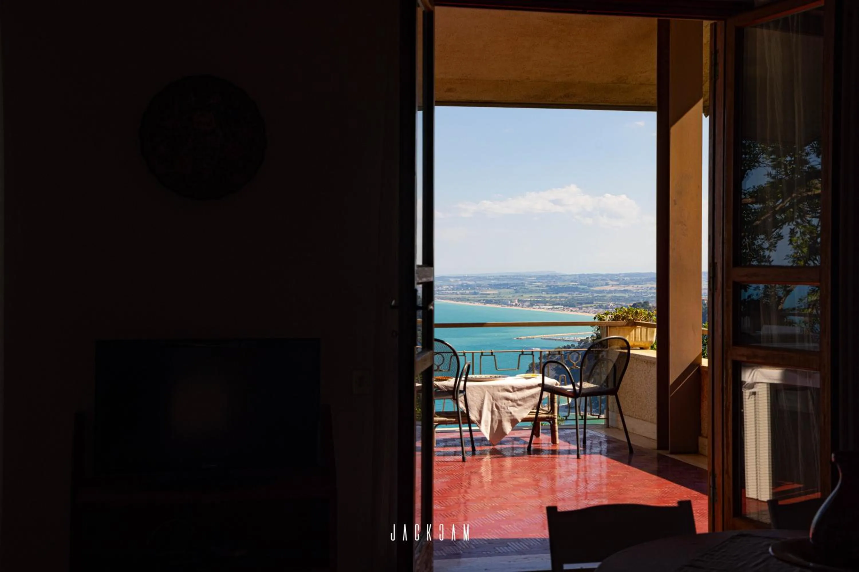 Communal lounge/ TV room in Villa Sibilla