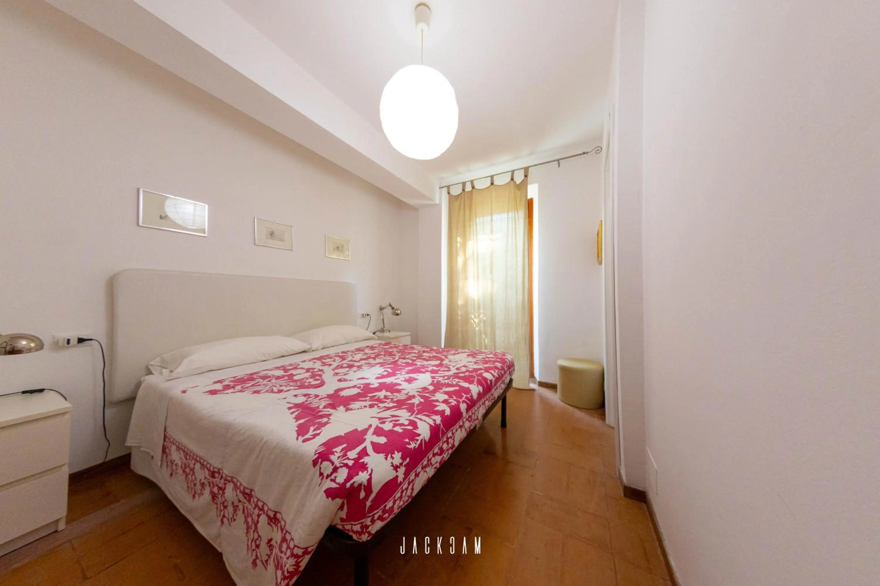 Photo of the whole room in Villa Sibilla