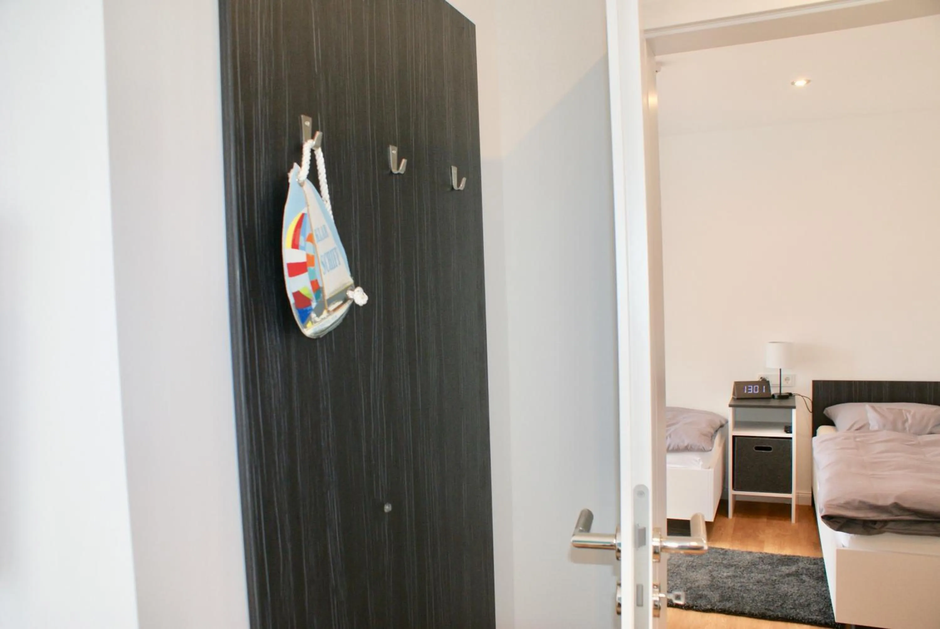 Bedroom, Bed in Deichhotel Rose