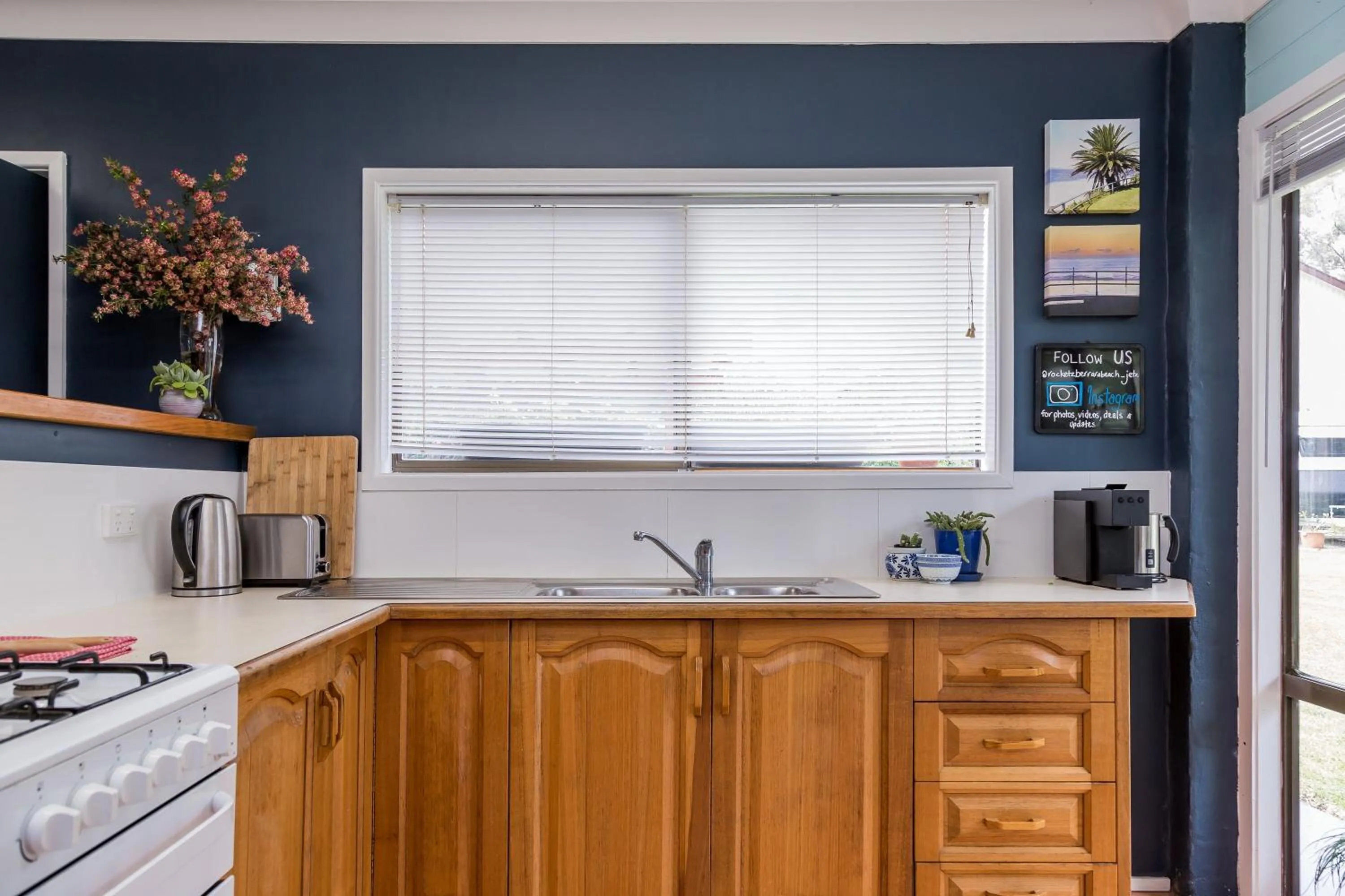 Kitchen or kitchenette in Jetz Bungalow