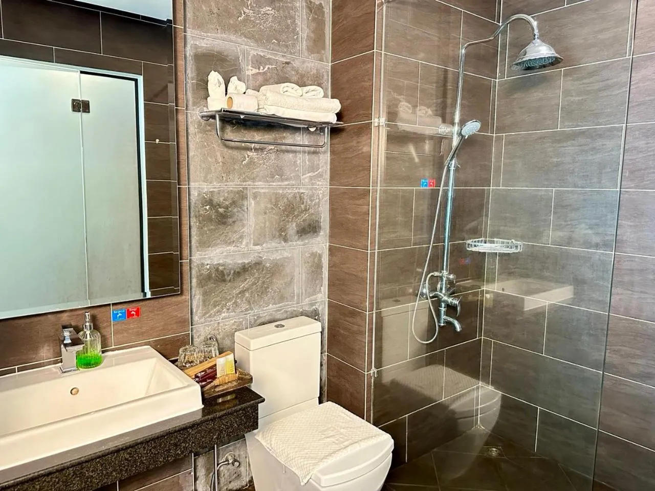 Bathroom in KEP BAY HOTEL & RESORT