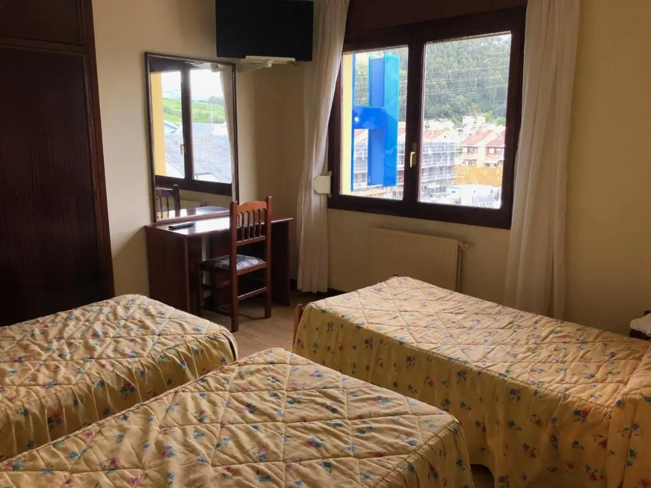 Triple Room in Hotel Costa Cántabra Triple Room in Hotel Costa Cántabra