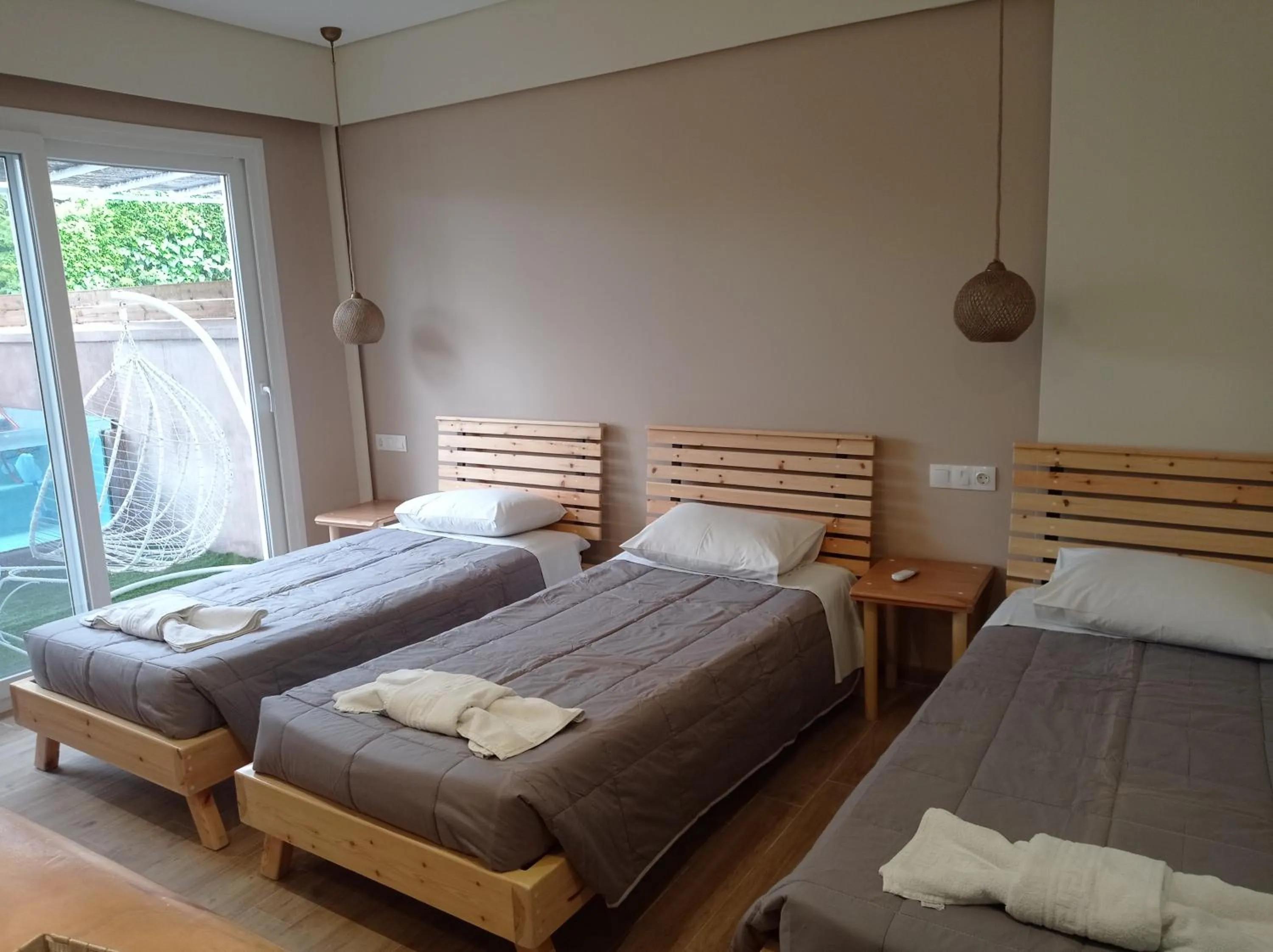 Bed in Cavo D' Oro Complex