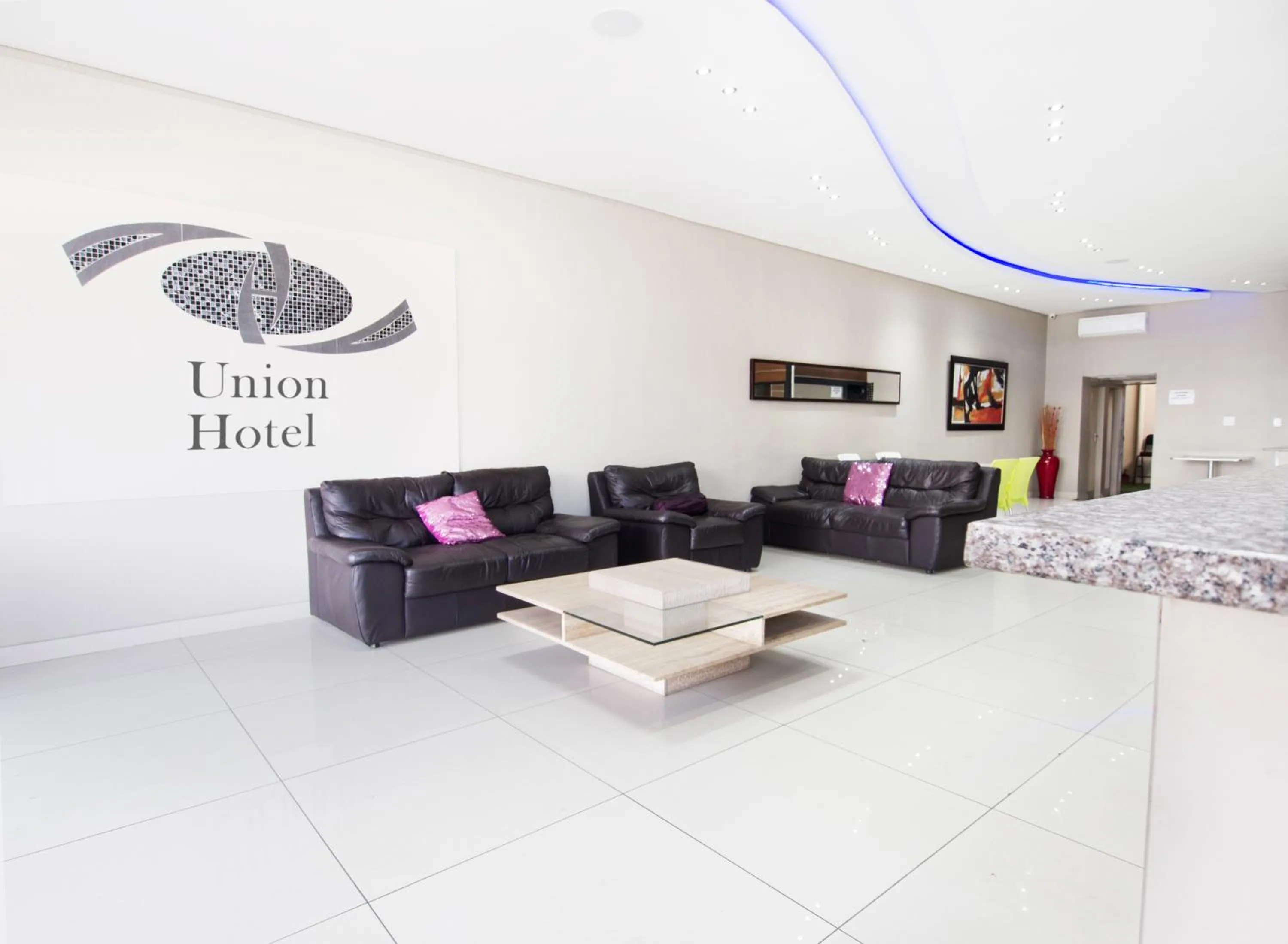 Kitchen or kitchenette in The Union Hotel