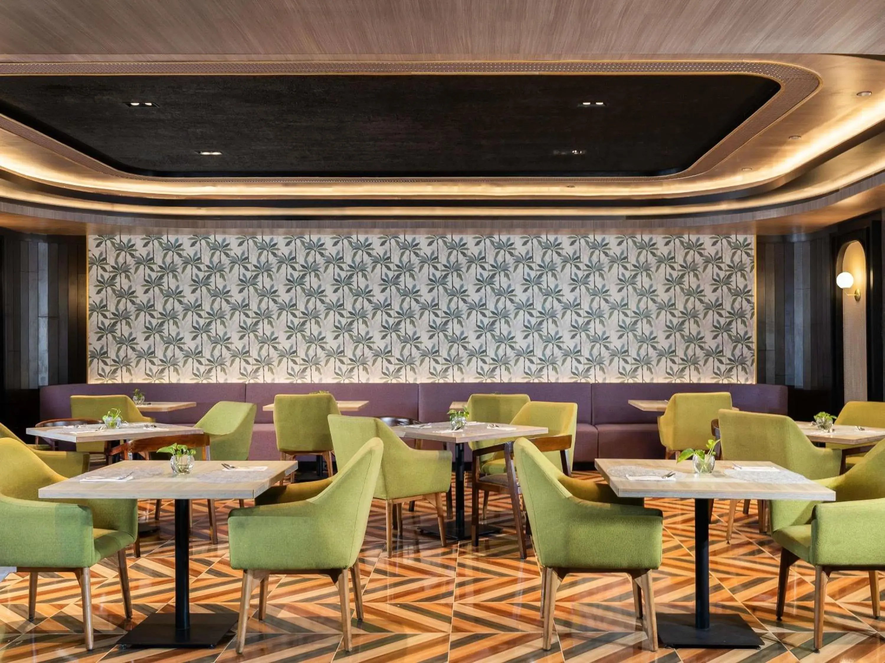 Restaurant/places to eat in Mercure Jayapura Restaurant/places to eat in Mercure Jayapura