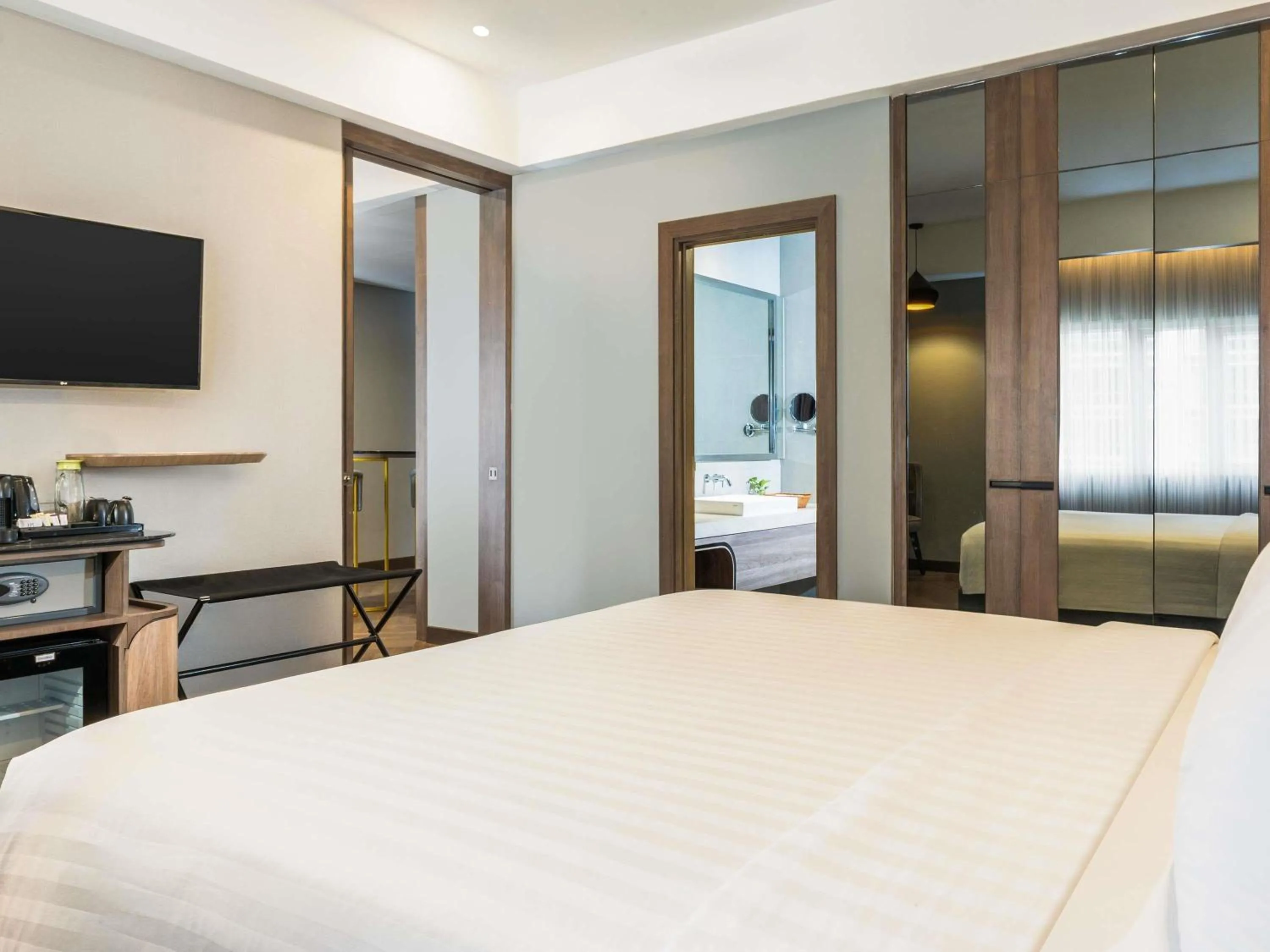 Bedroom, Bed in Mercure Jayapura