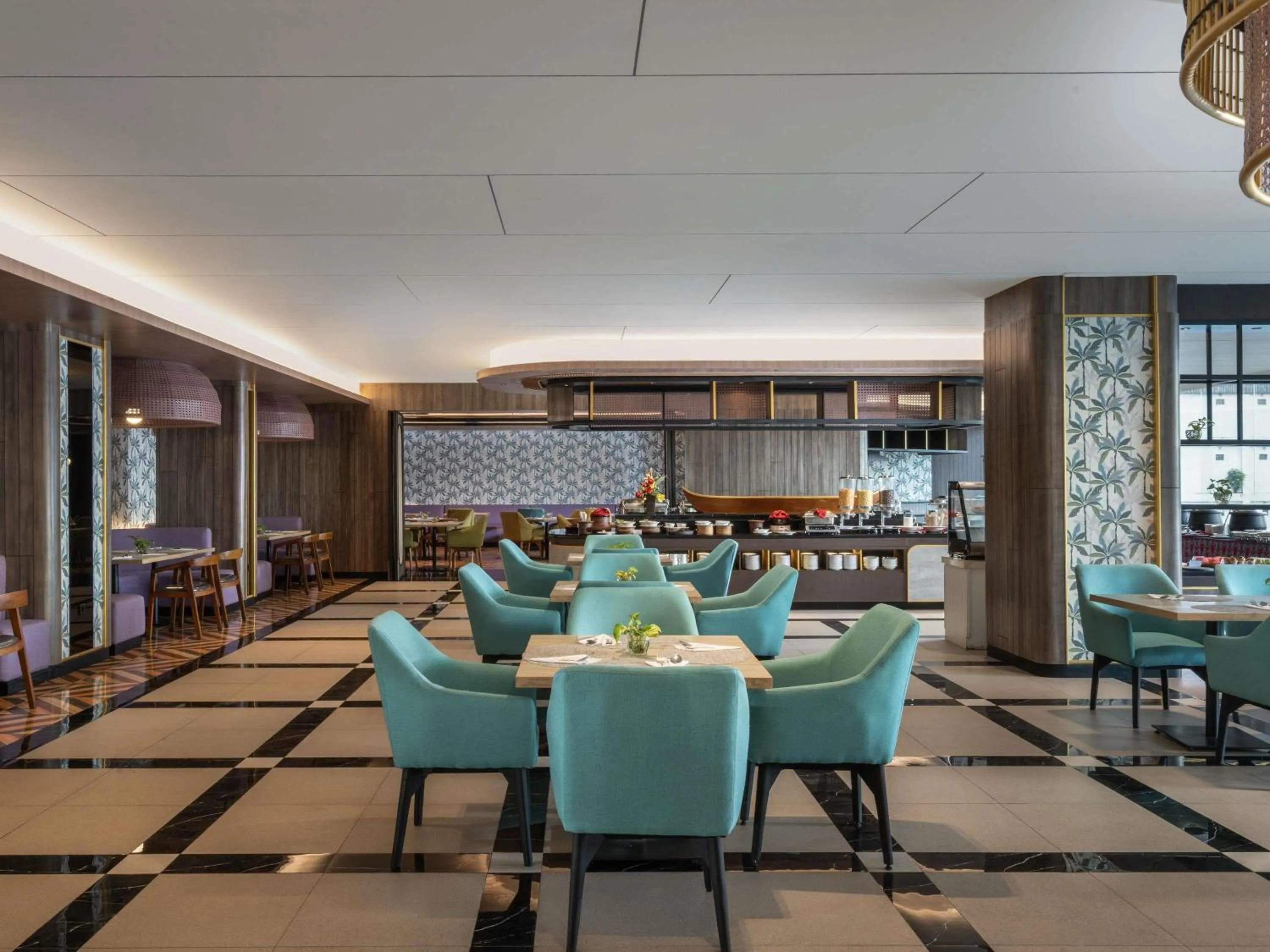 Restaurant/places to eat in Mercure Jayapura