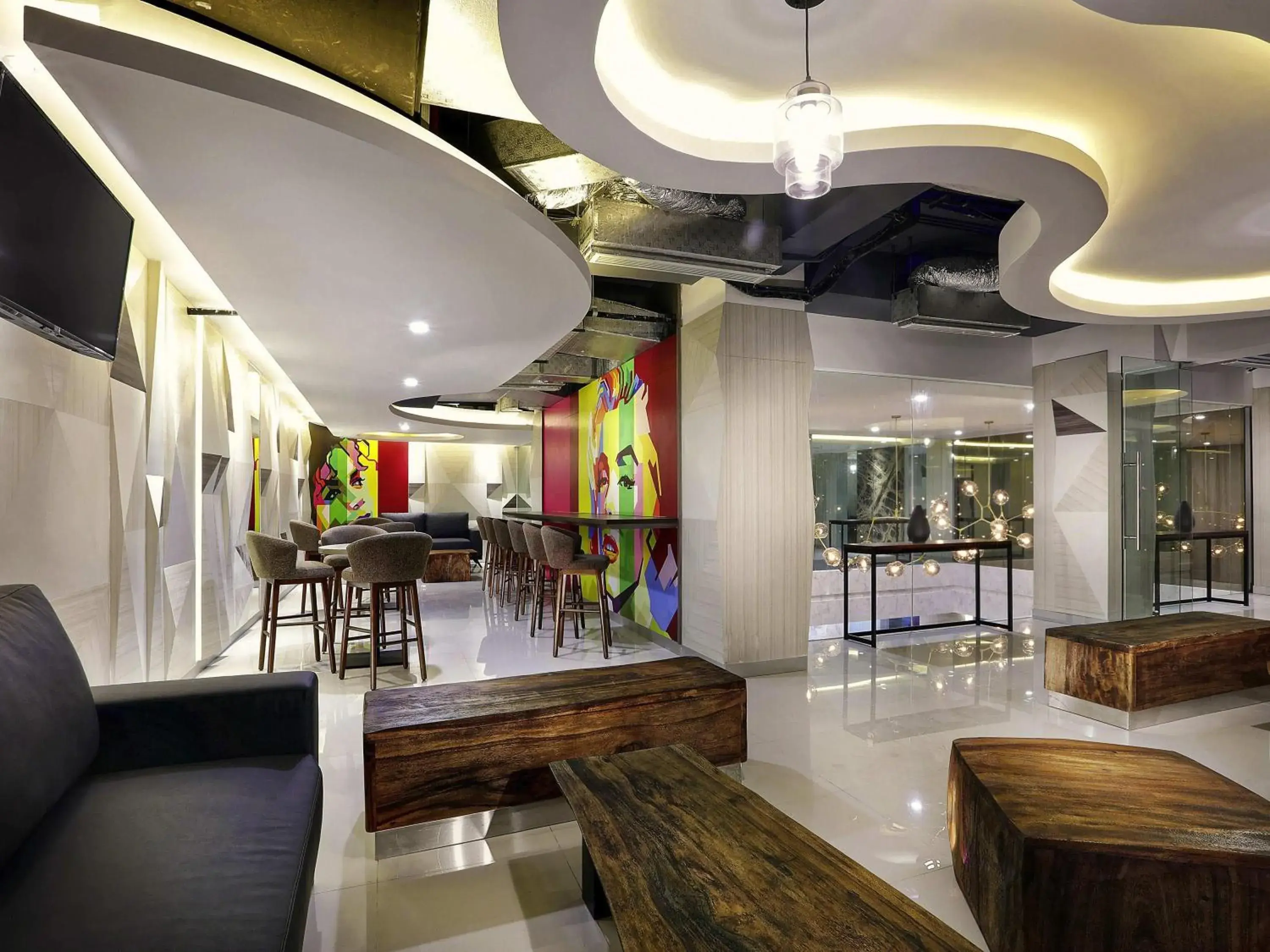 Lounge or bar in Mercure Jayapura Lounge or bar in Mercure Jayapura