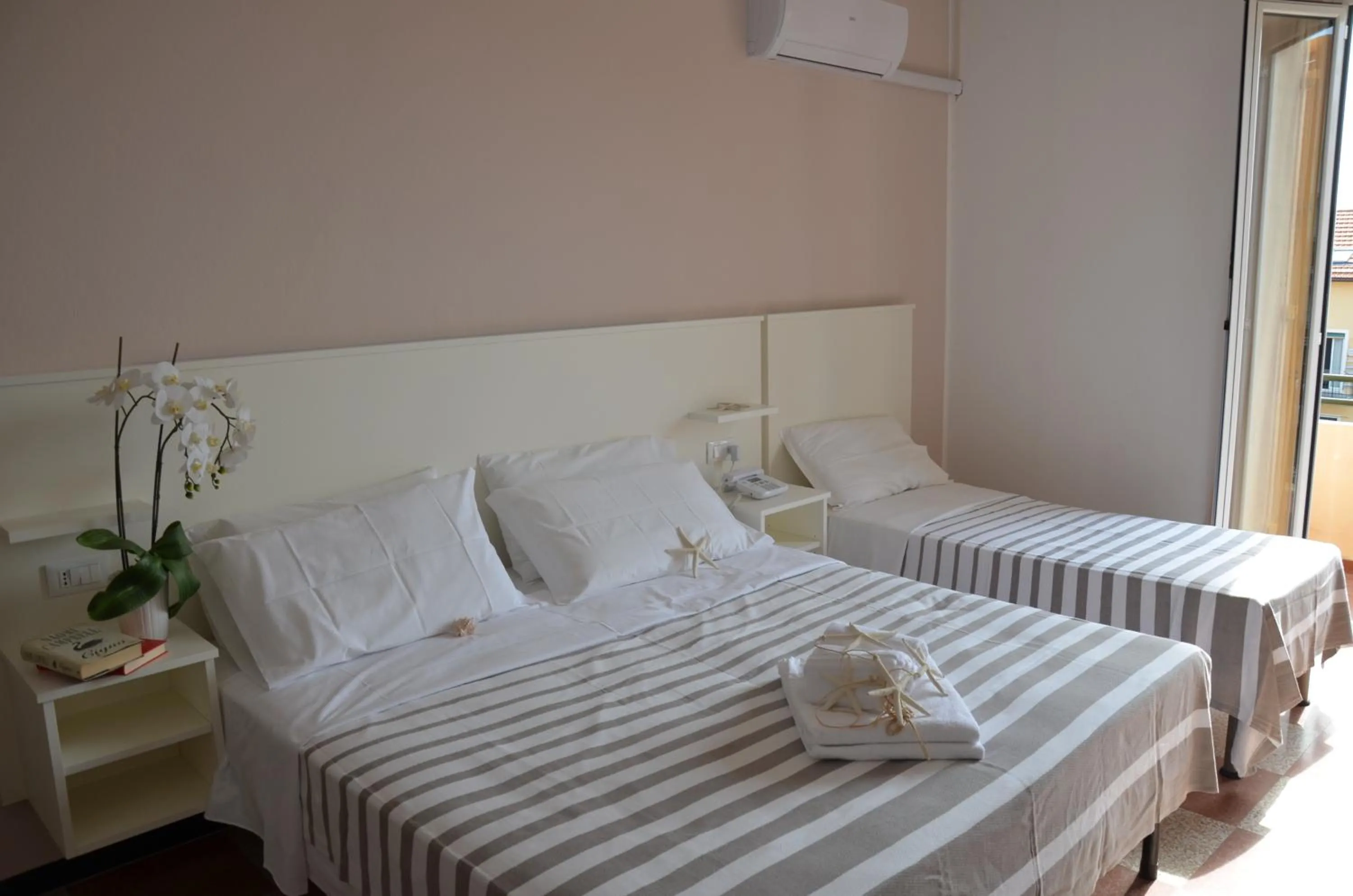 Bed in Hotel Villa Paolina