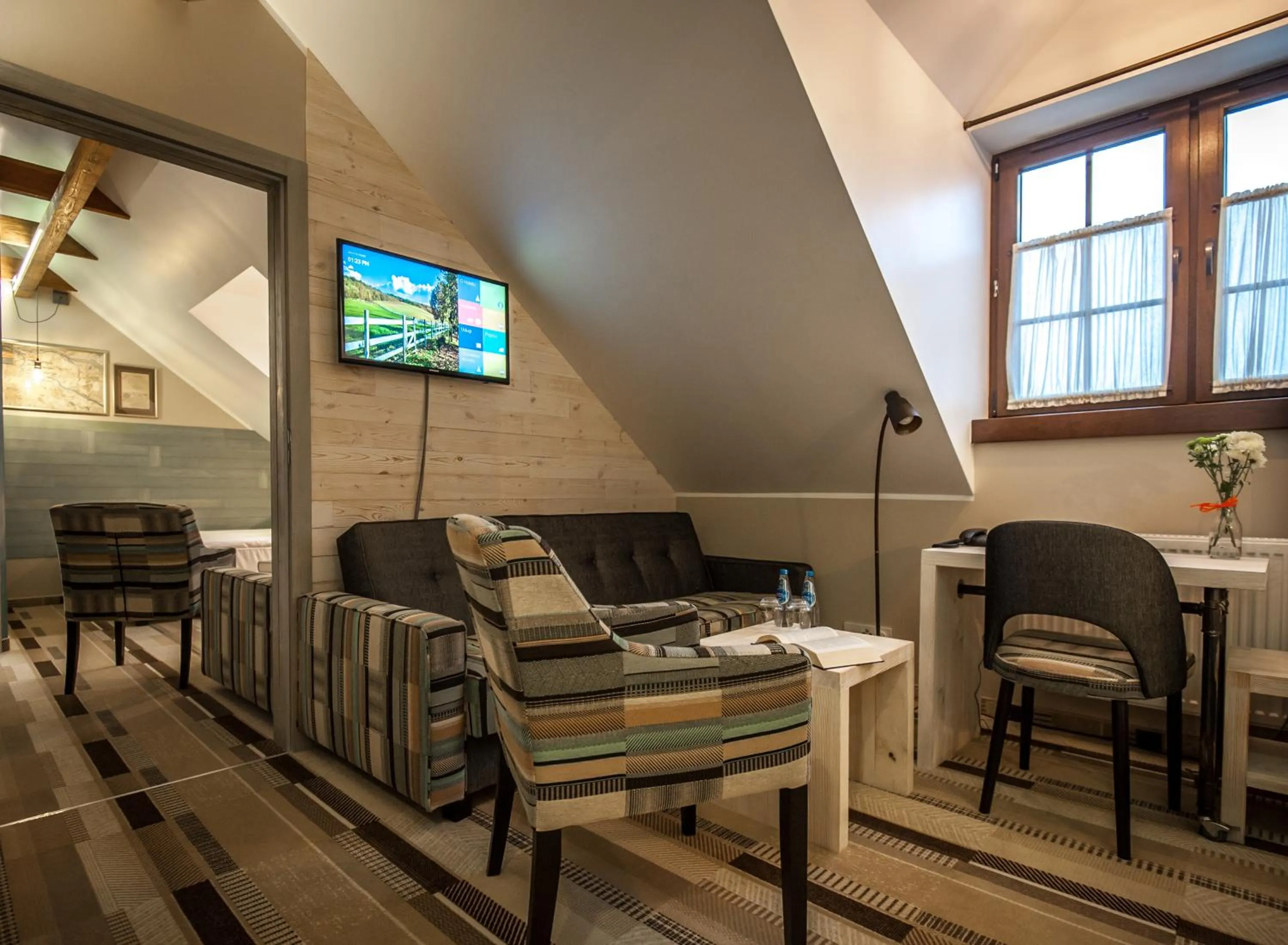 Photo of the whole room in Akademia Kuraszków