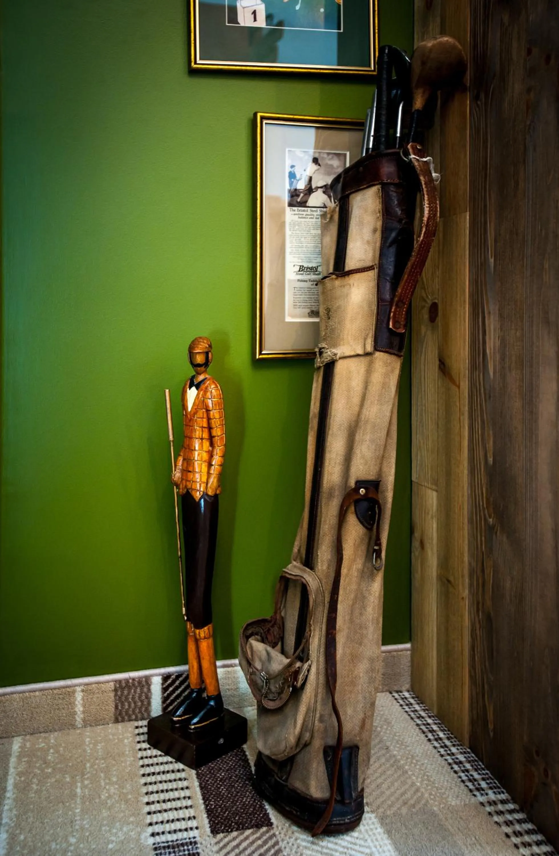 Property building in Akademia Kuraszków