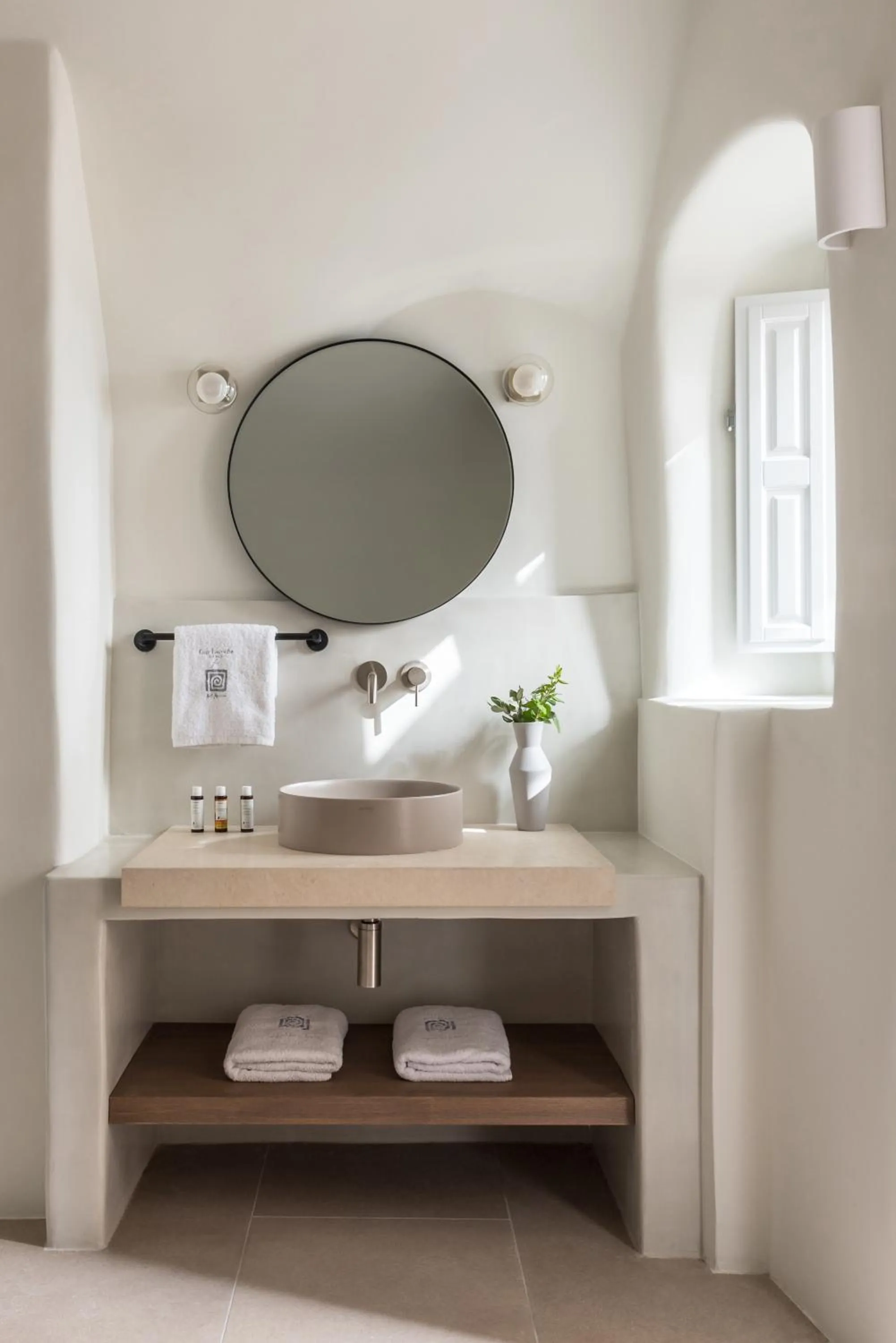 Art Maisons Oia Castle