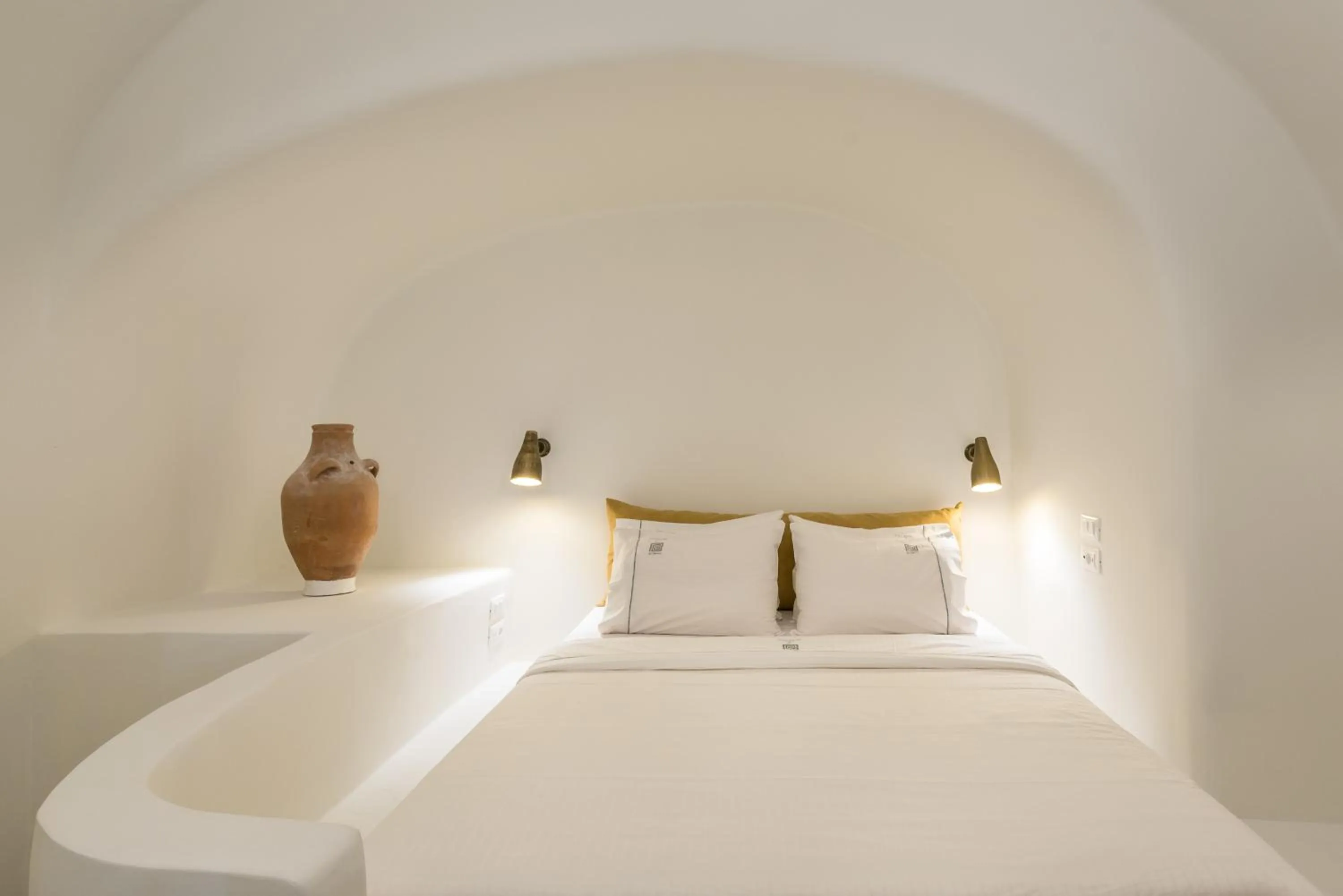 Bedroom, Bed in Art Maisons Oia Castle