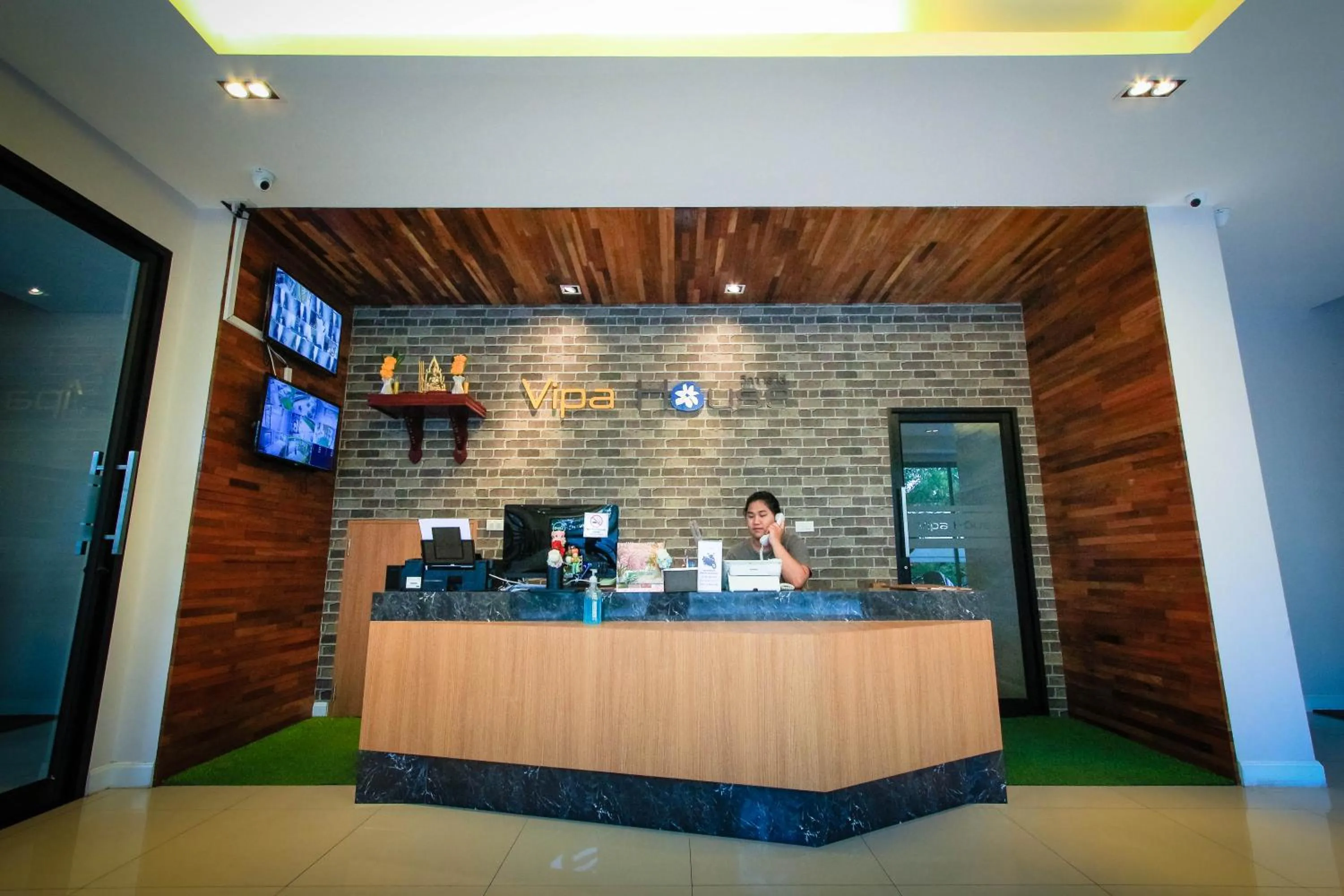 Lobby or reception in Vipa House Phuket - SHA Extra Plus