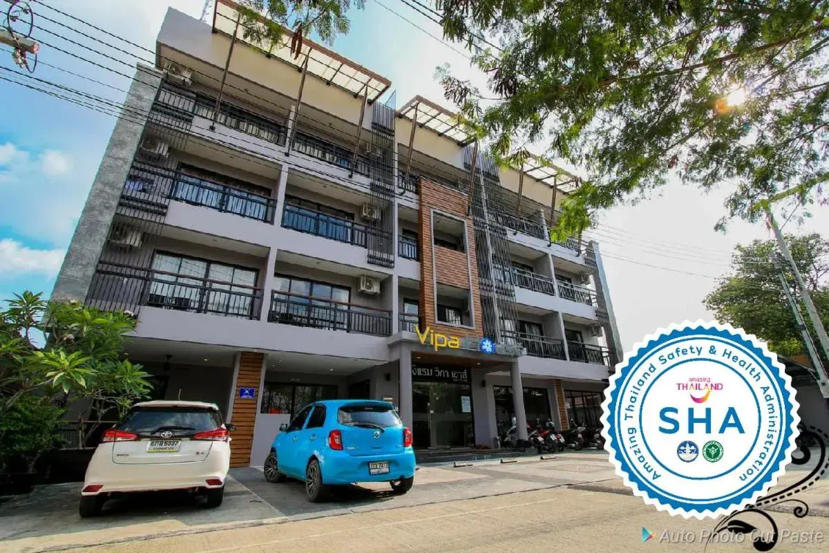 Property building in Vipa House Phuket - SHA Extra Plus Property building in Vipa House Phuket - SHA Extra Plus