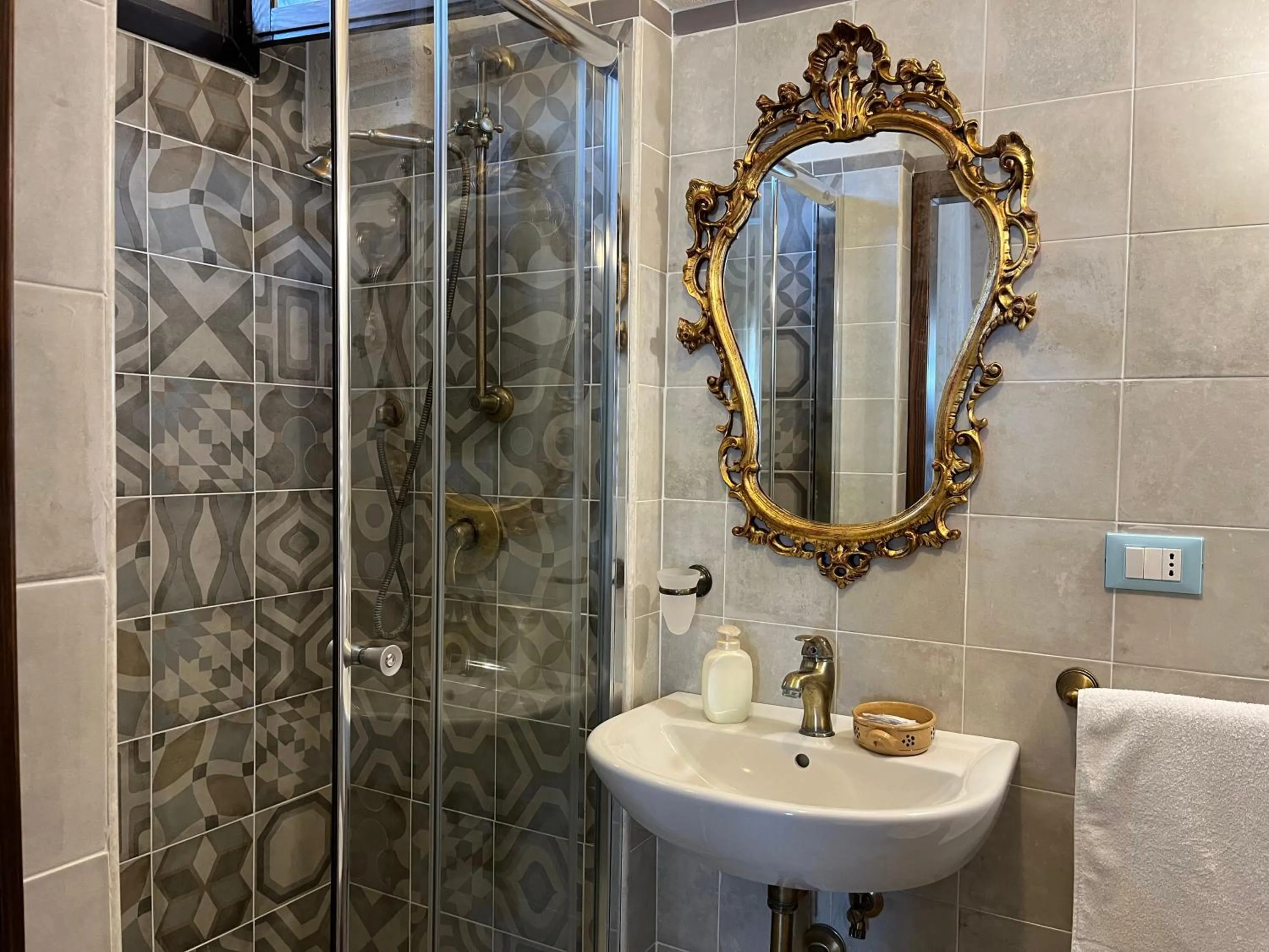 Bathroom in Masseria La Camardia