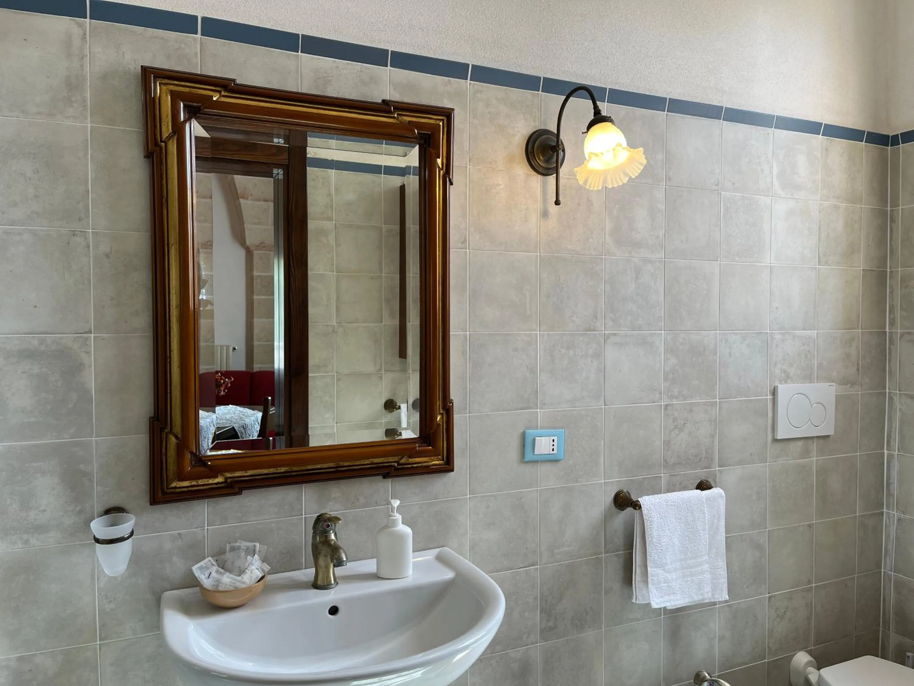 Bathroom in Masseria La Camardia