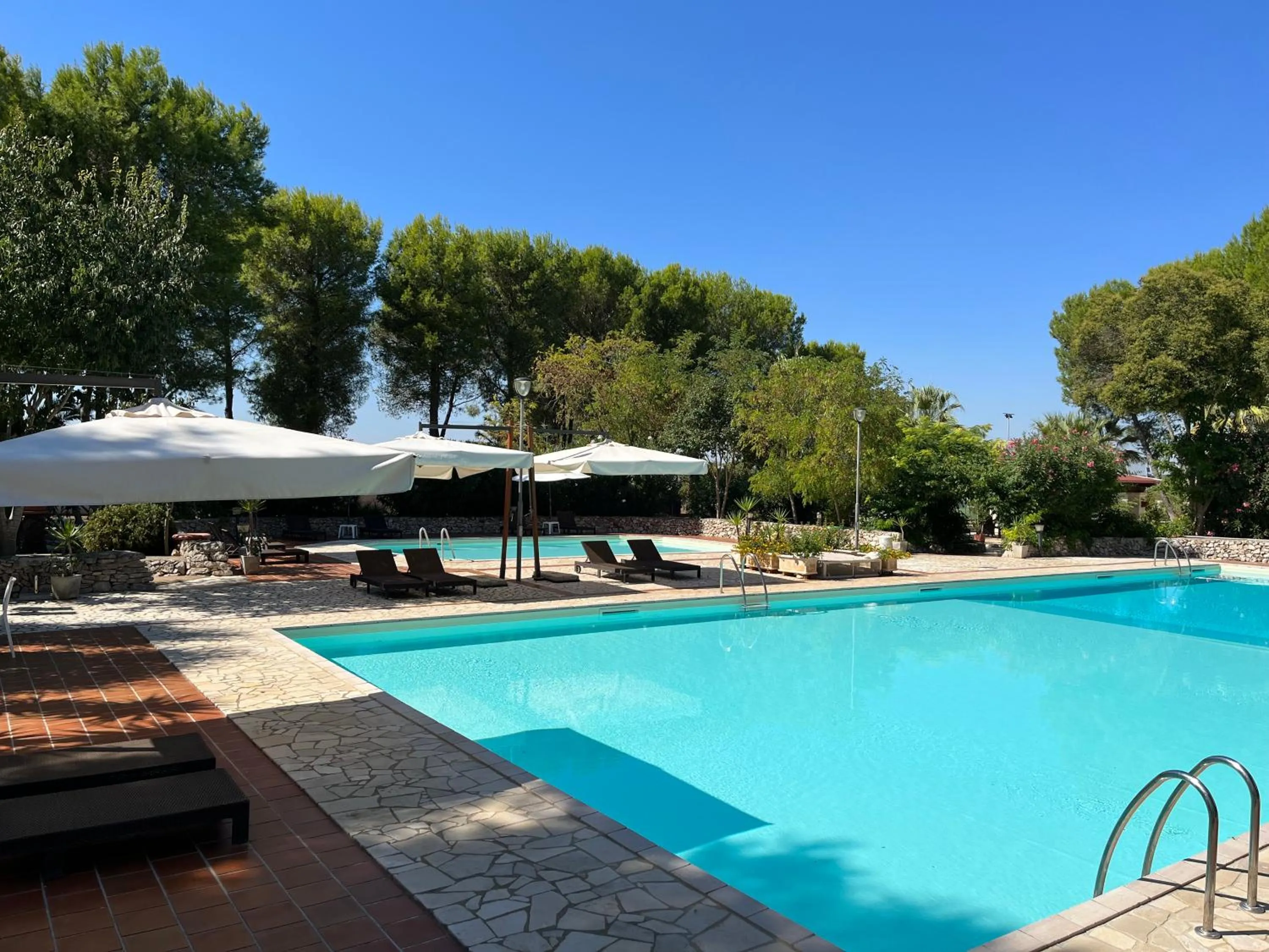 Swimming pool in Masseria La Camardia