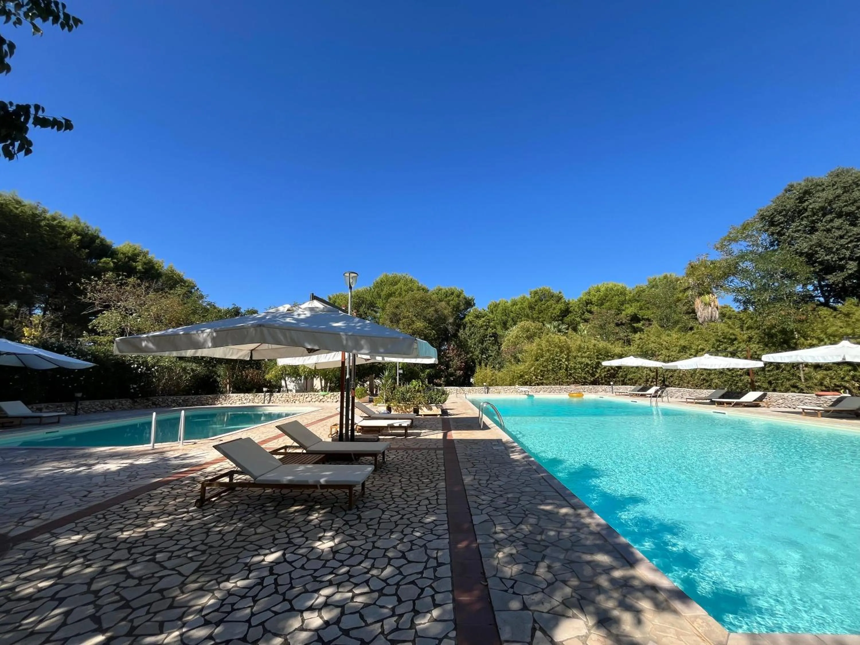 Swimming pool in Masseria La Camardia