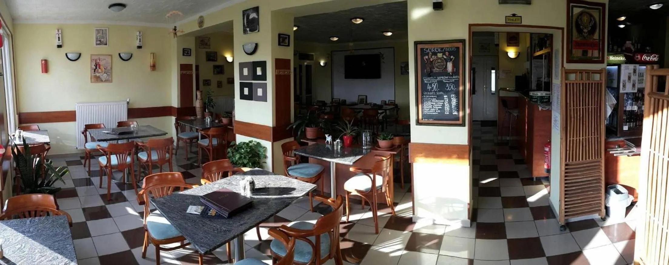 Restaurant/places to eat in Grill Terasz Étterem és Szálláshely