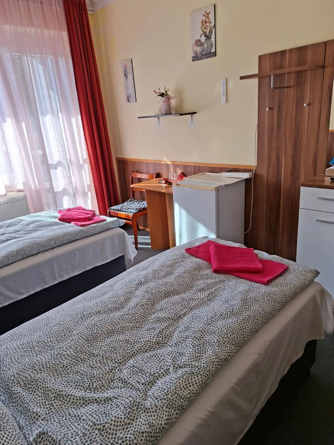 Bed in Grill Terasz Étterem és Szálláshely